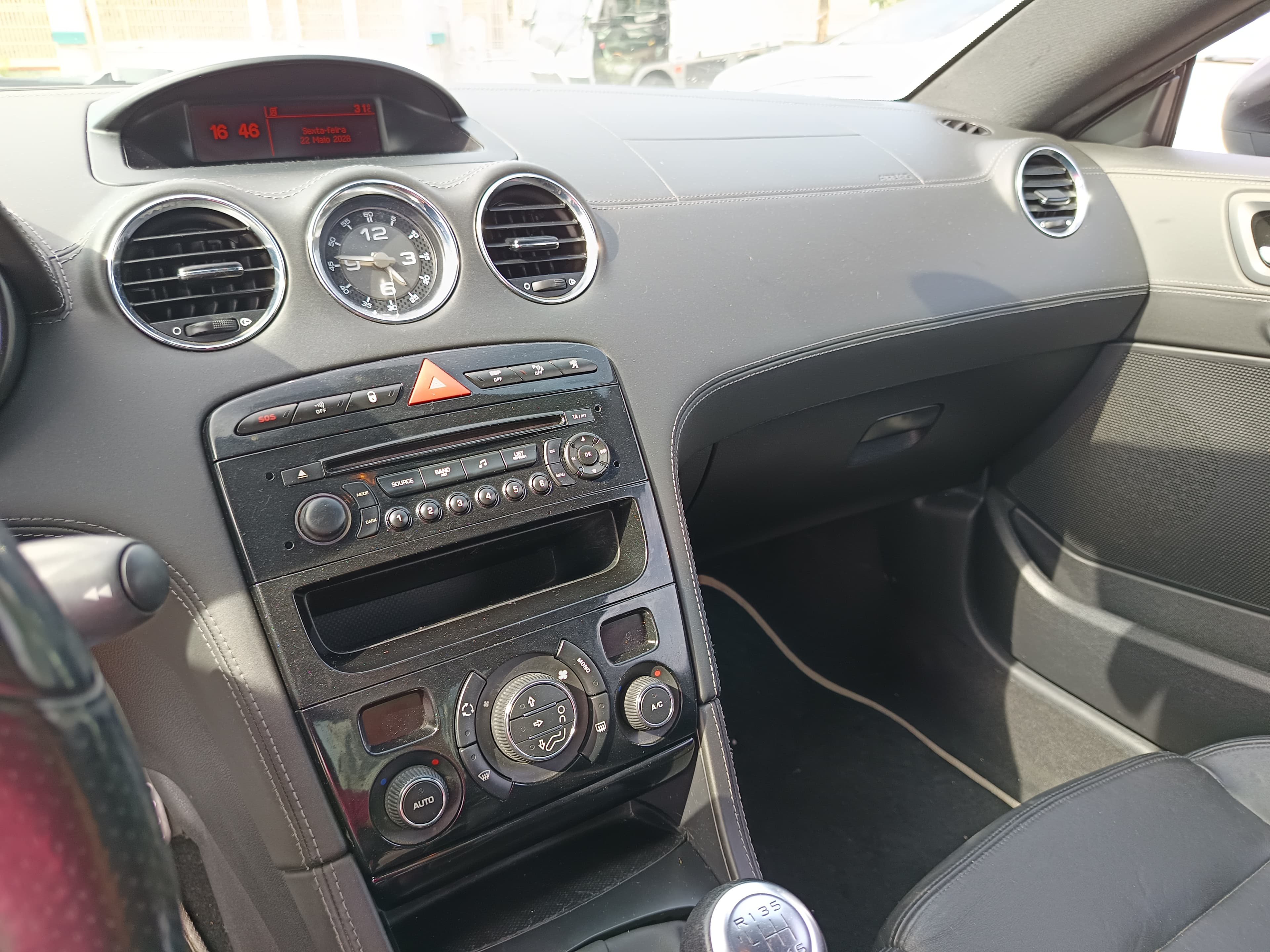 Peugeot RCZ · Ano 2011 — imagen 32