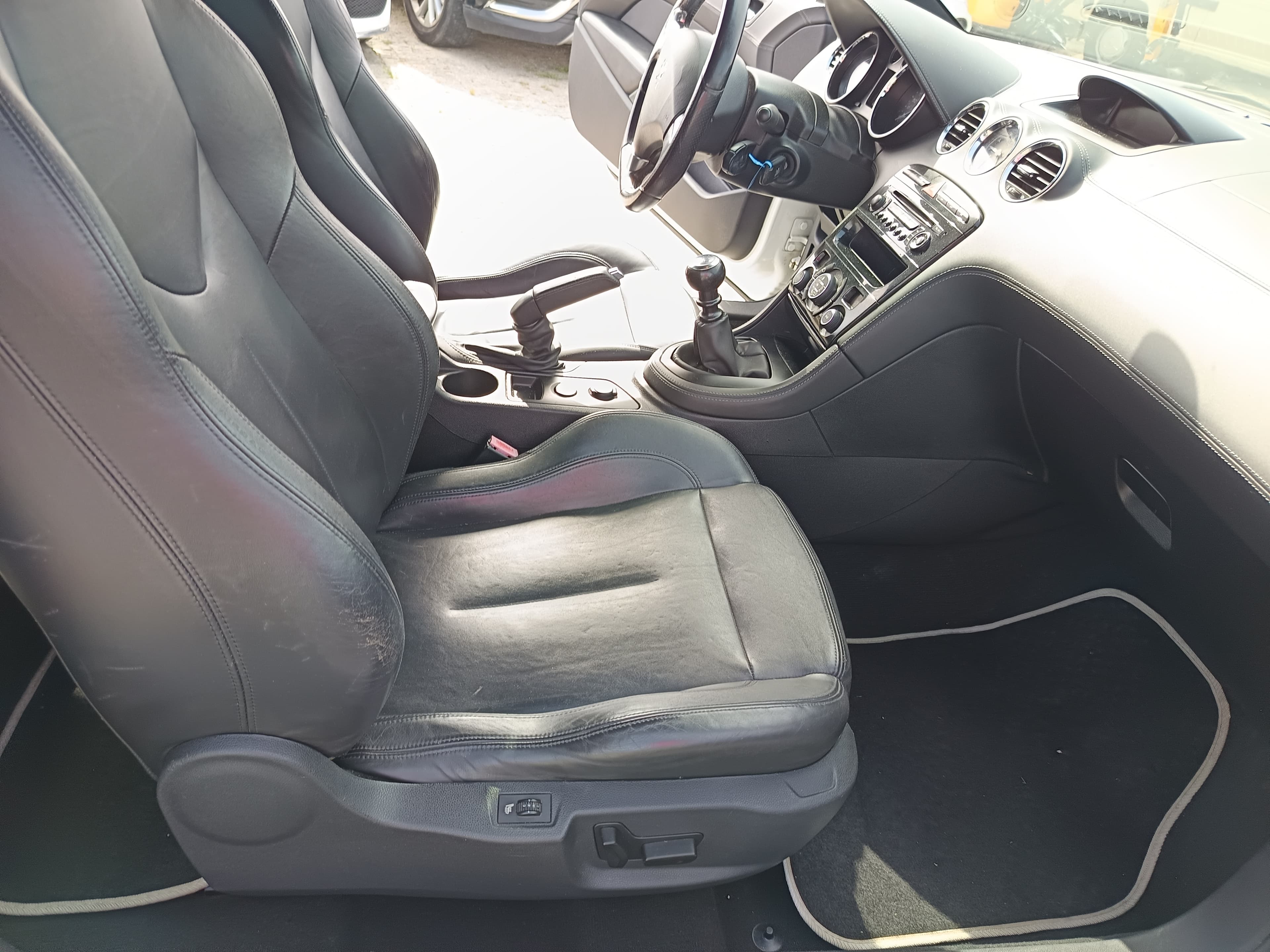 Peugeot RCZ · Ano 2011 — imagen 21