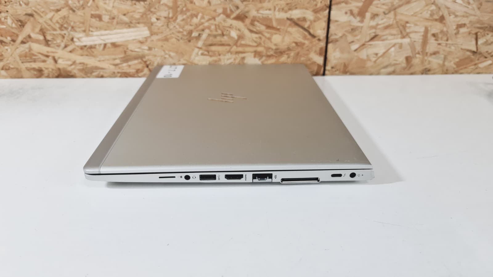 Ordinateur portable HP EliteBook 830 G6 — image 2