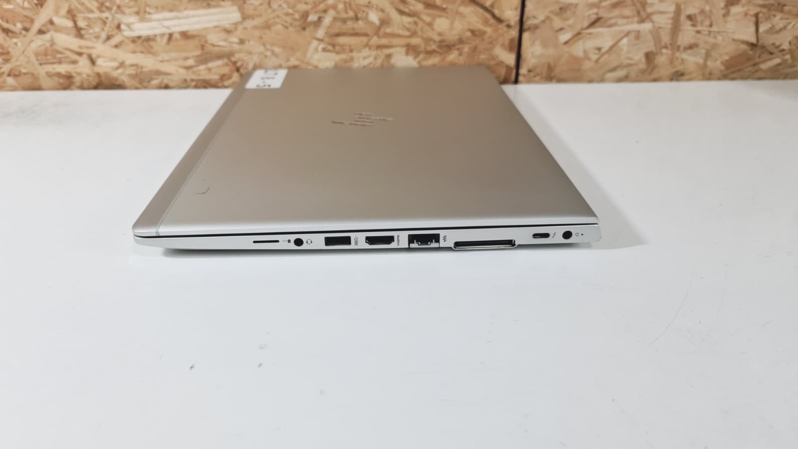 Portátil HP EliteBook 840 G6 — imagen 4