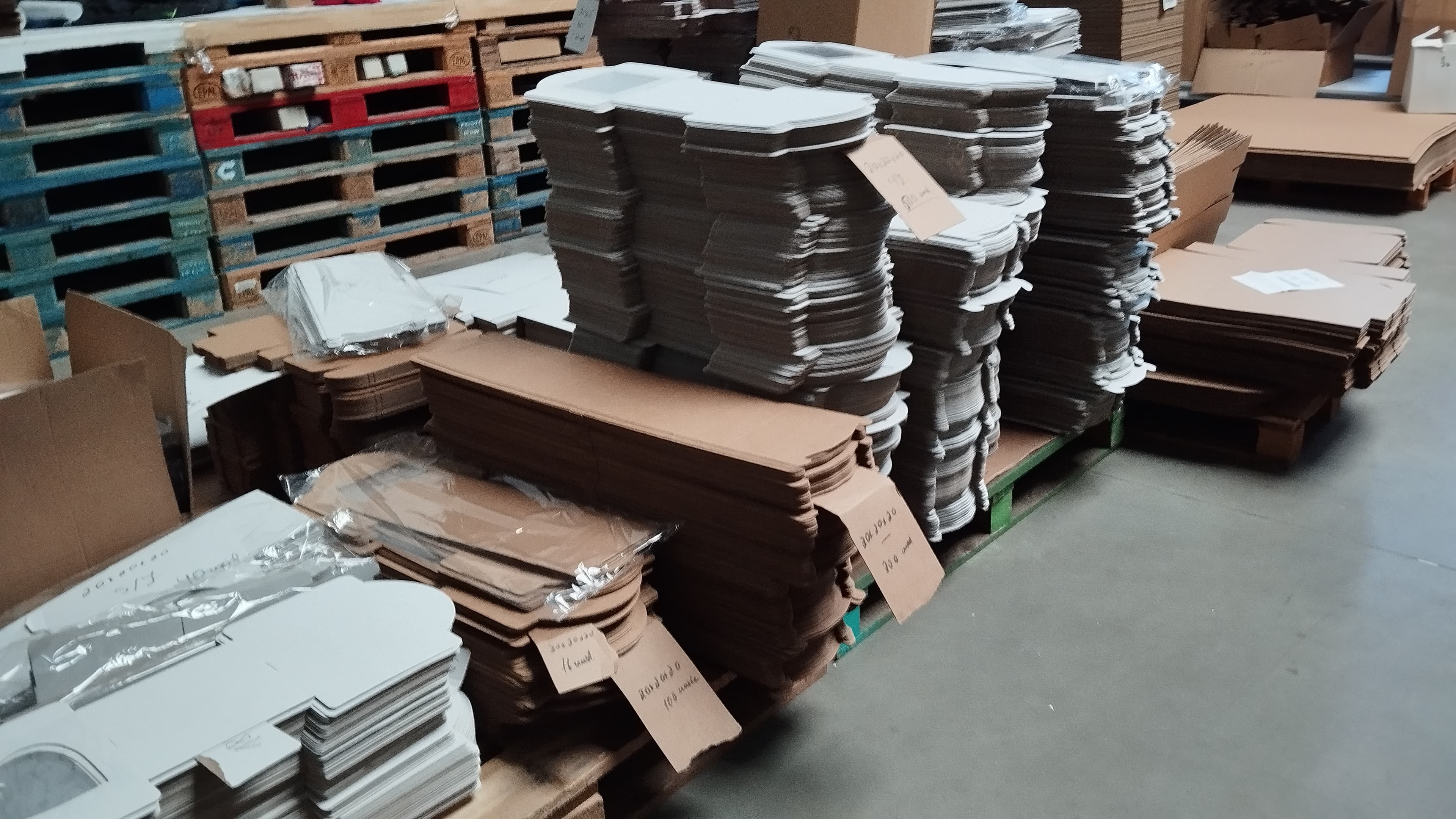 Estantes Industriais · Stock — image 9