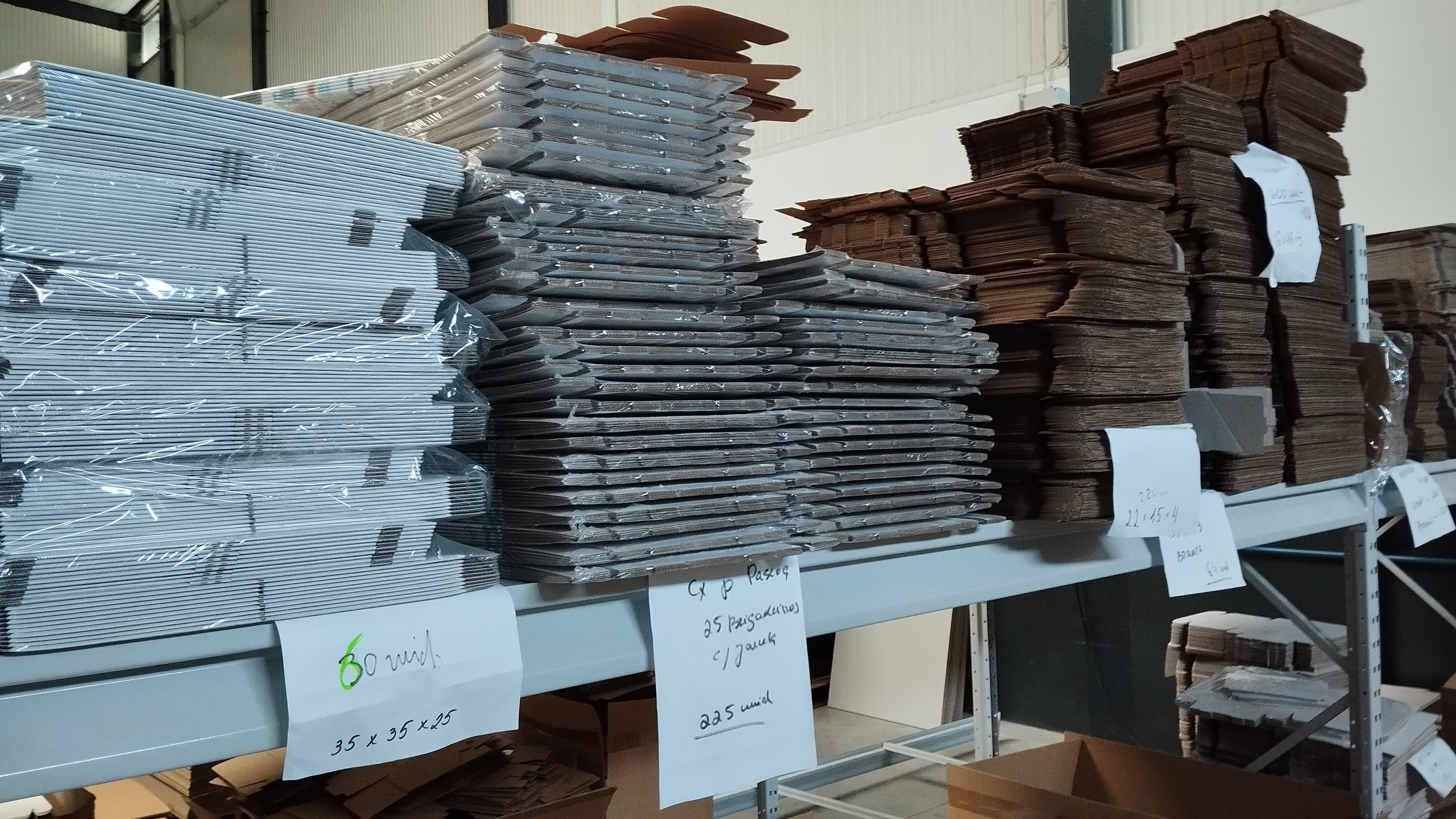 Estantes Industriais · Stock — image 4