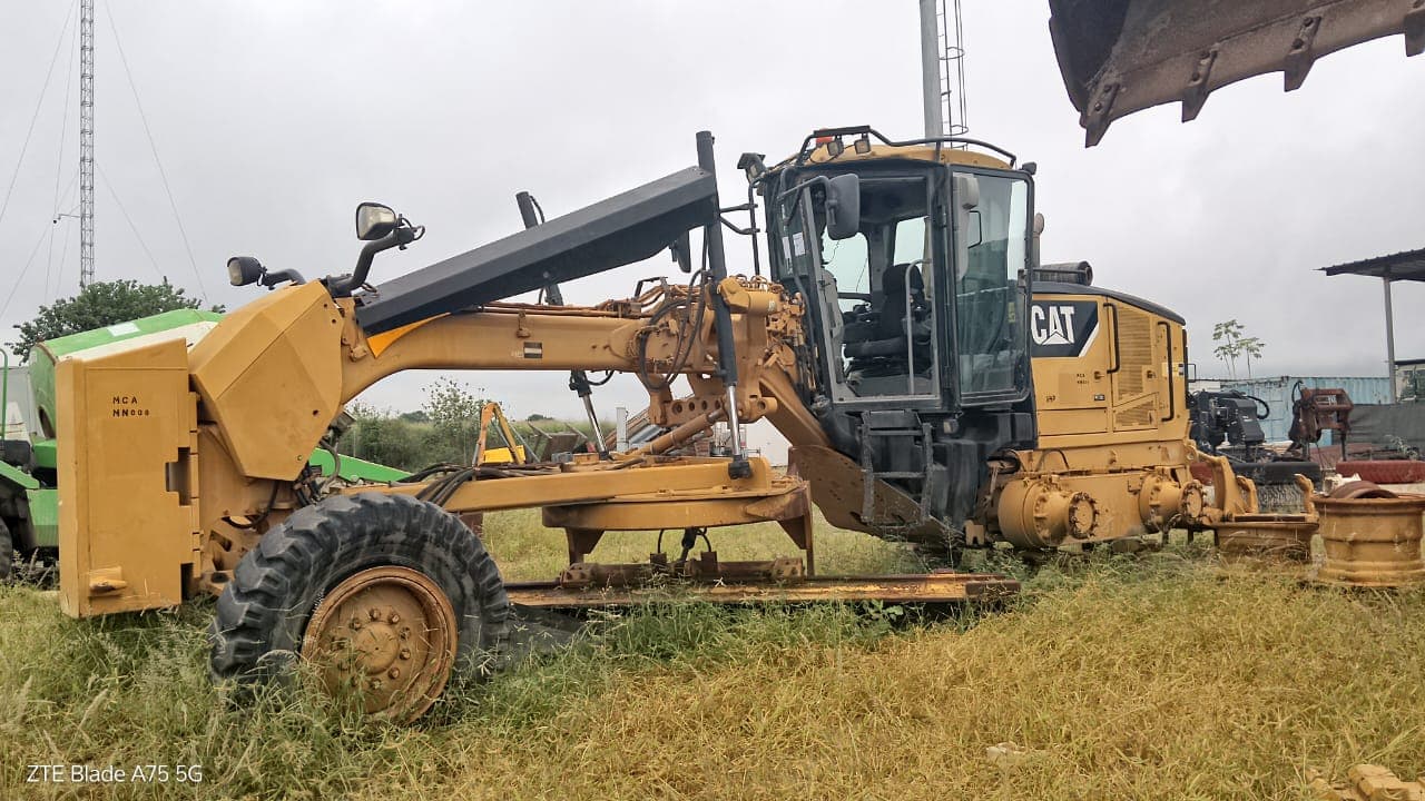 Motoniveladora Caterpillar 140M — image 8