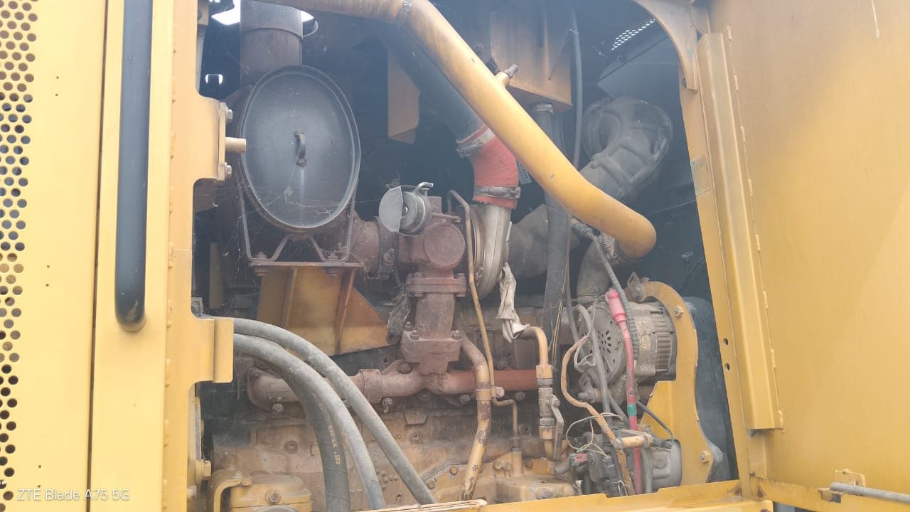 Motoniveladora Caterpillar 140M — image 9