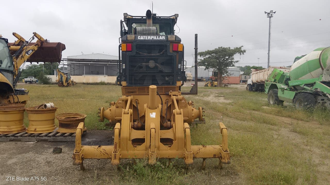 Motoniveladora Caterpillar 140M — image 5