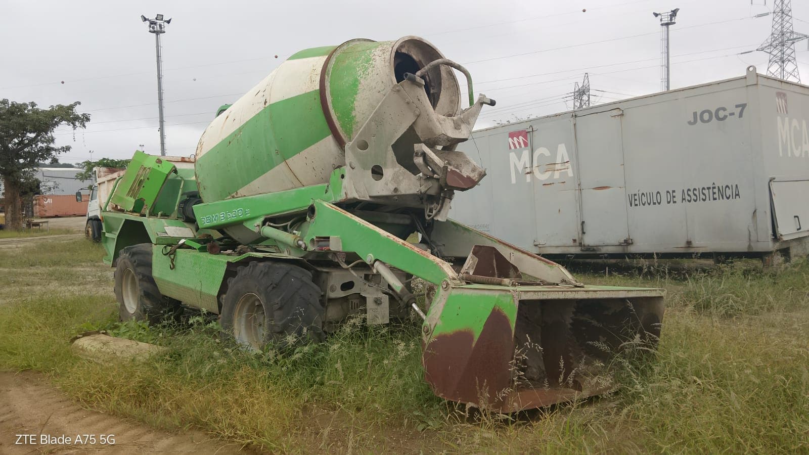 Auto Betoneira 3,500 lts Merlo DBM3500EV — imagen 2