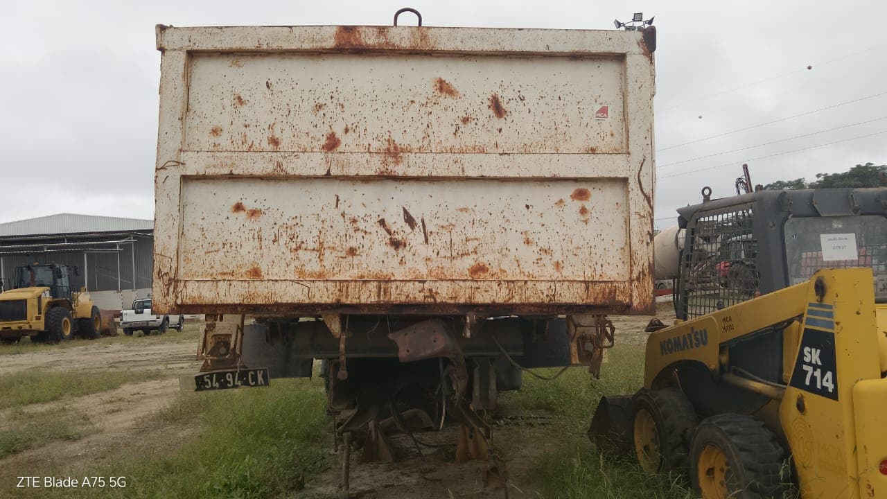 Camião Basculante VW Worker 31-310 — image 6