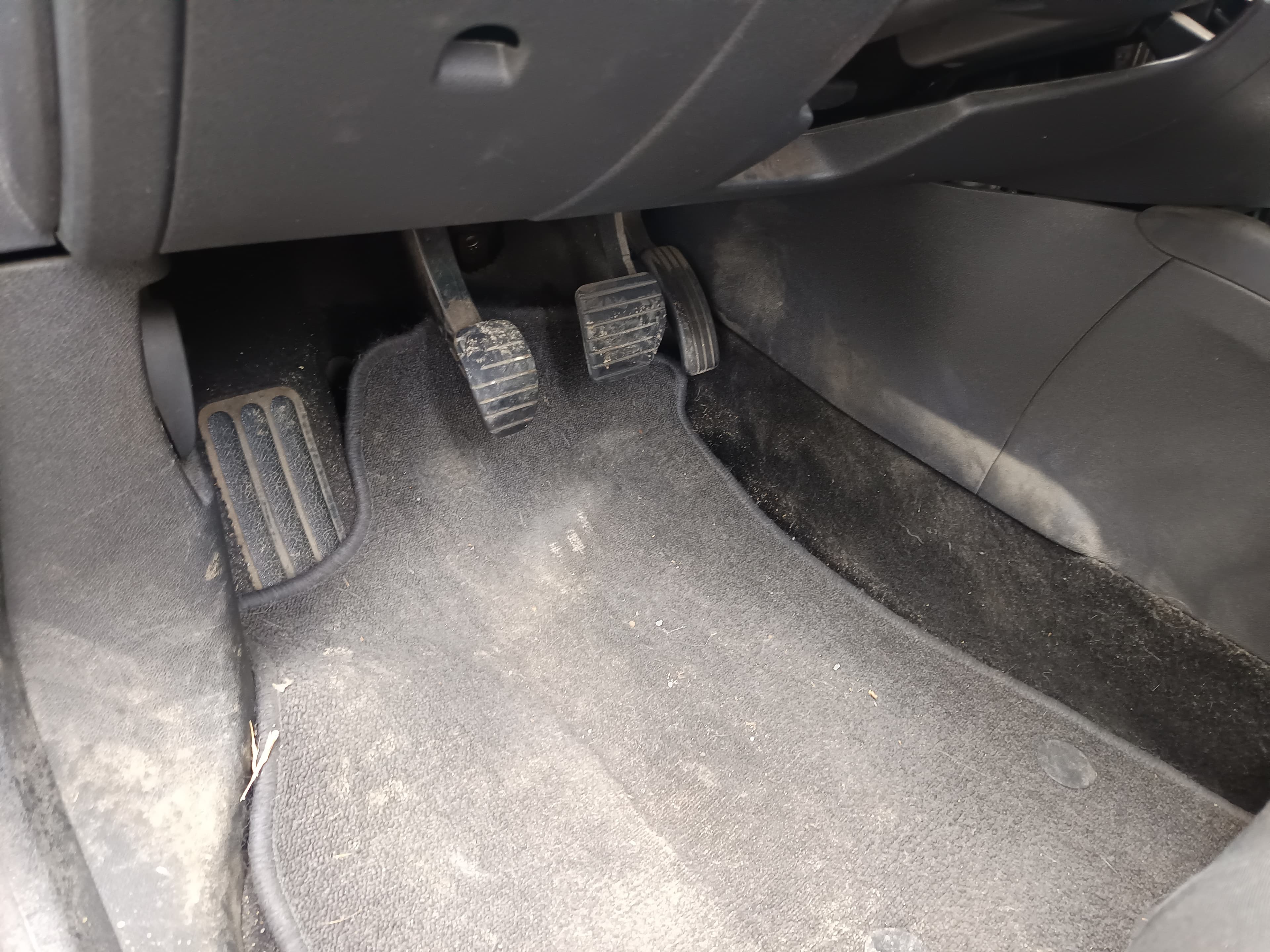 Renault Mégane  · Ano 2014 — image 34