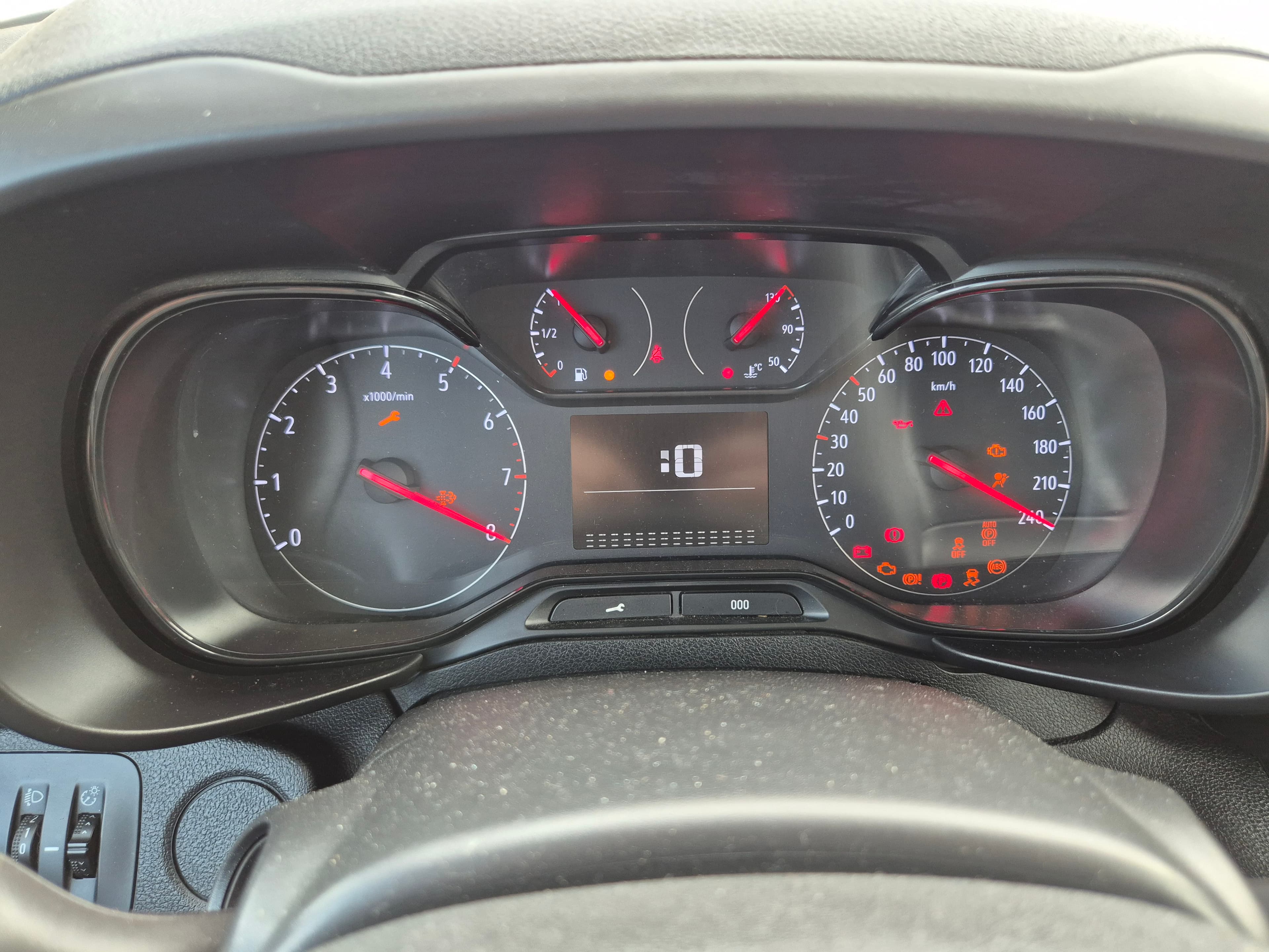 Opel Combo · Ano 2022 — image 31
