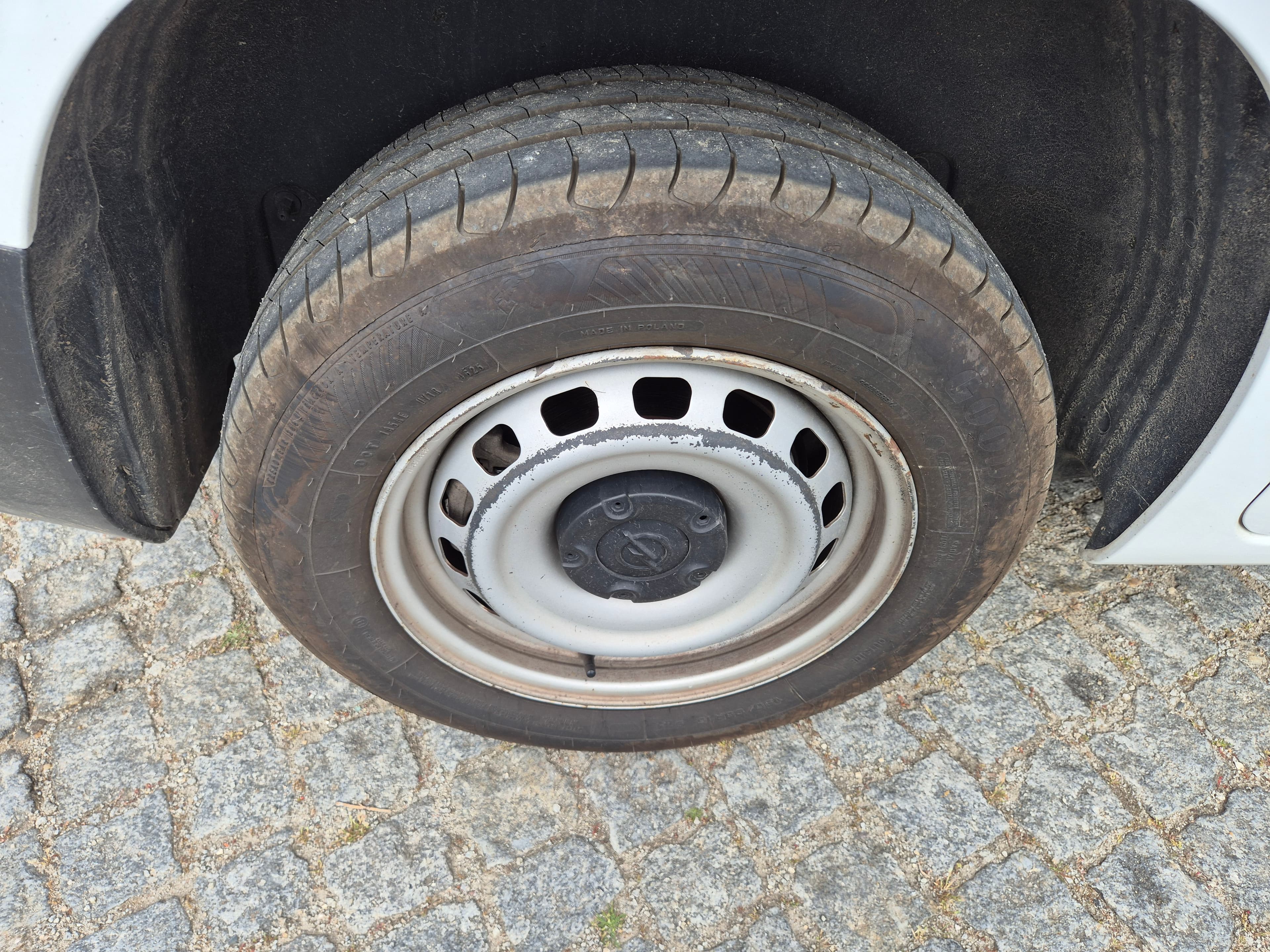 Opel Combo · Ano 2022 — image 11