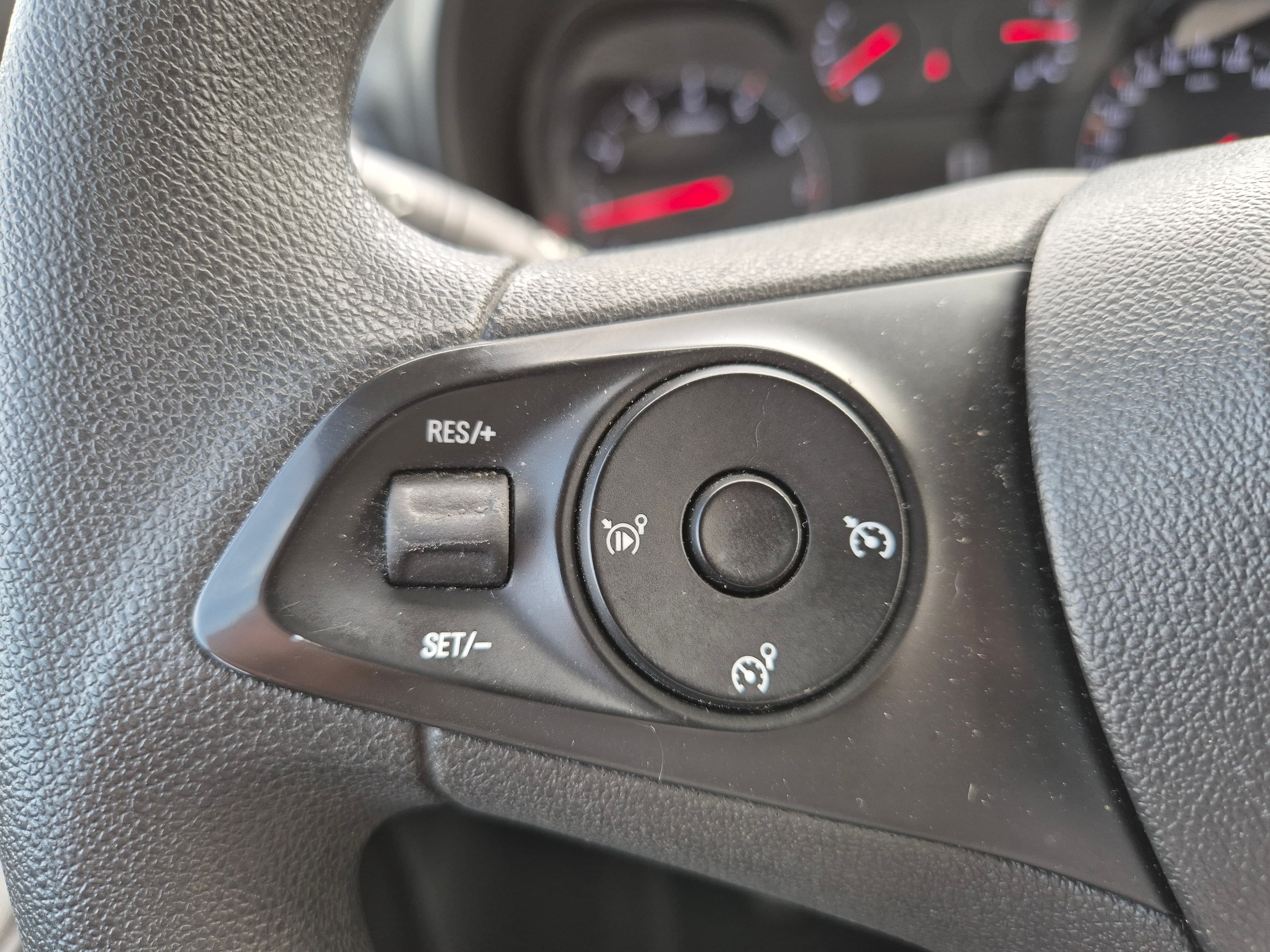 Opel Combo · Ano 2022 — image 29
