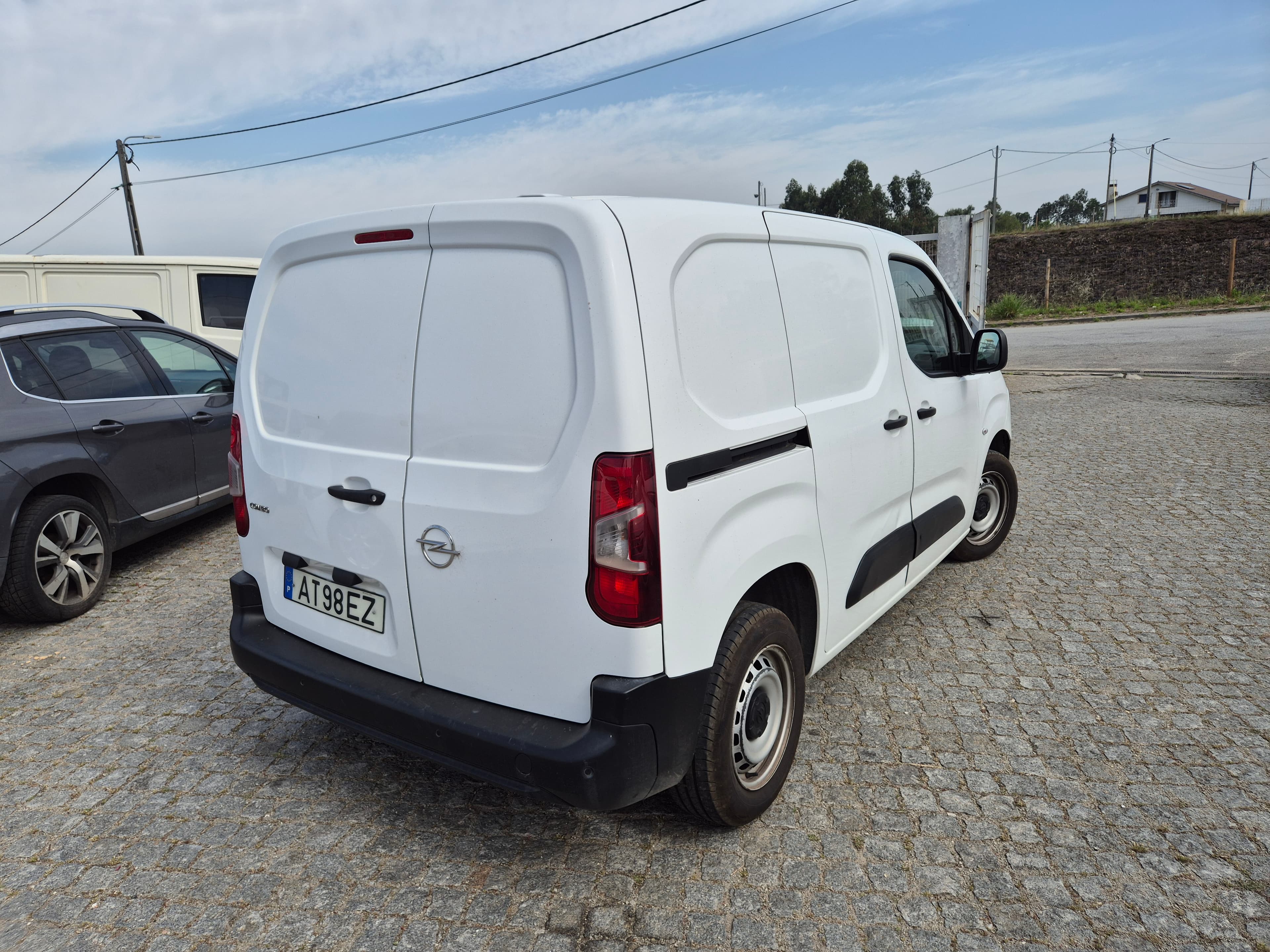 Opel Combo · Ano 2022 — image 4
