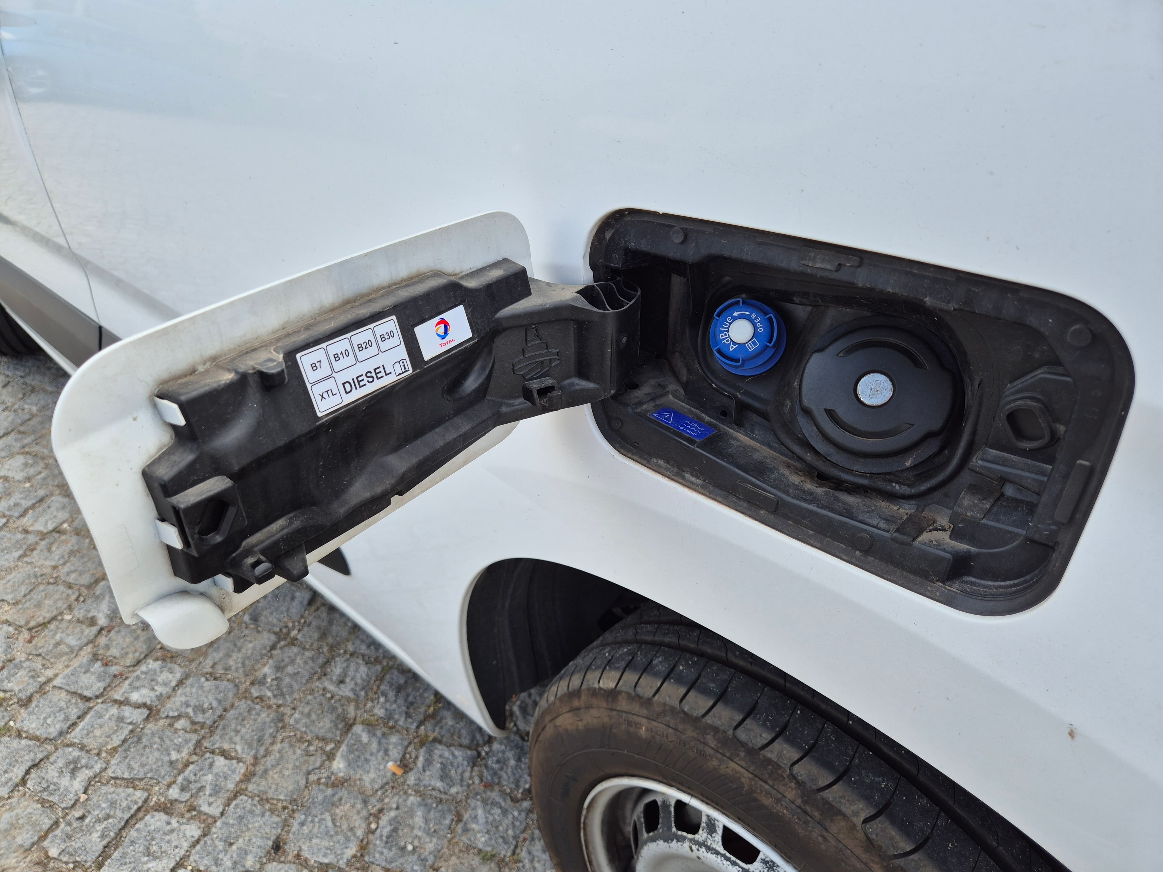 Opel Combo · Ano 2022 — image 7