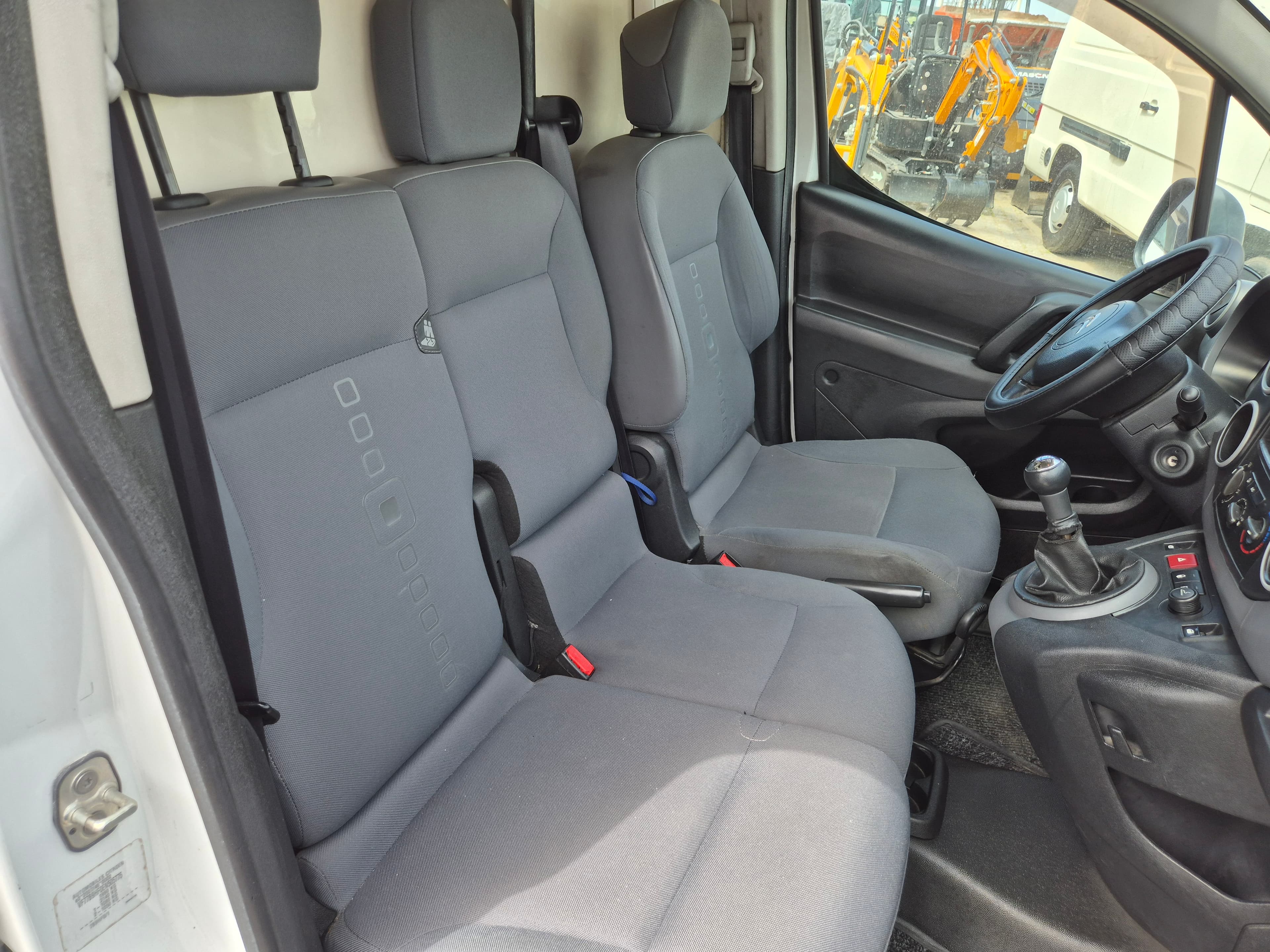 Citroën Berlingo · Año 2014 — imagen 25