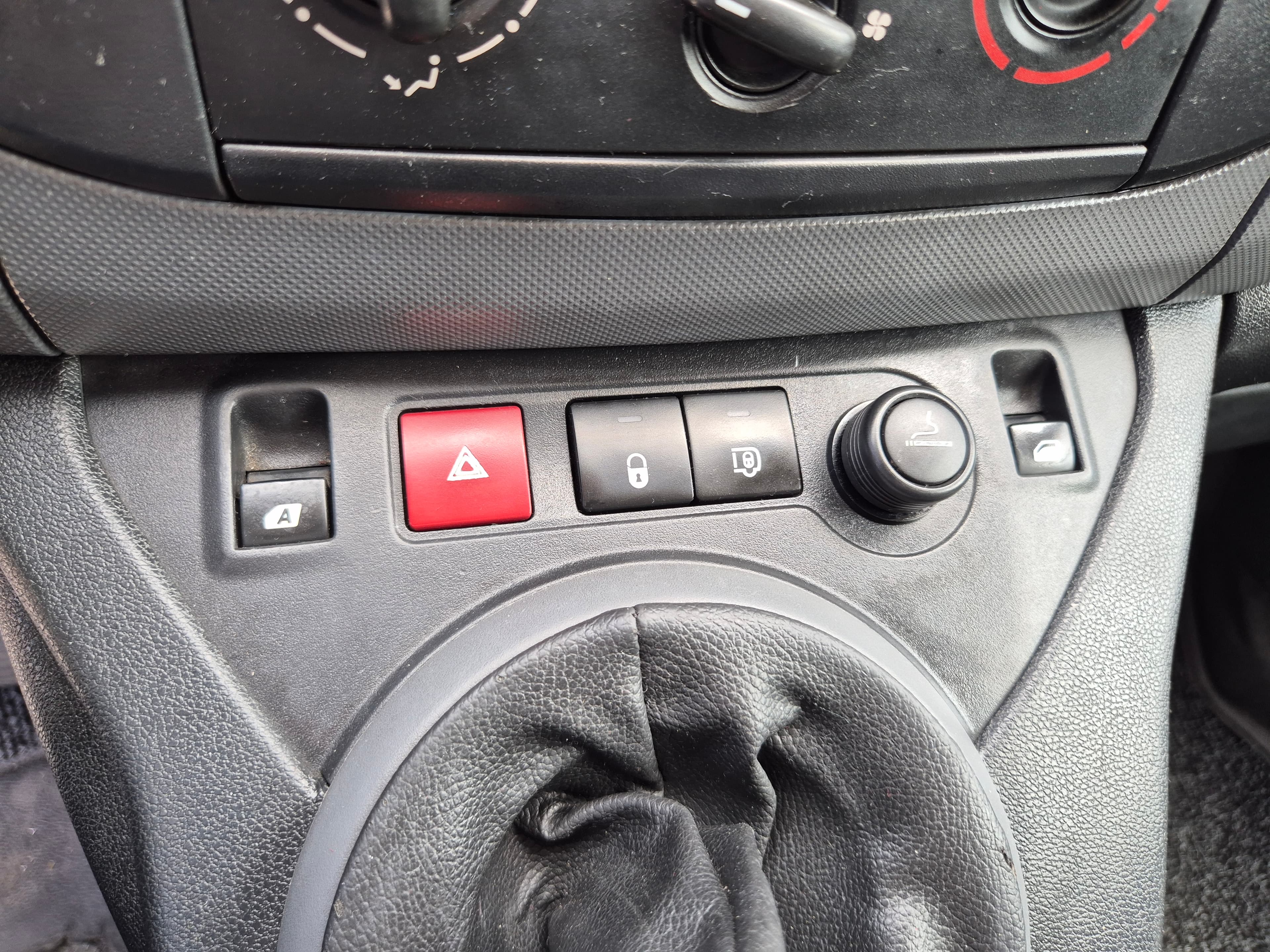 Citroën Berlingo · Año 2014 — imagen 38