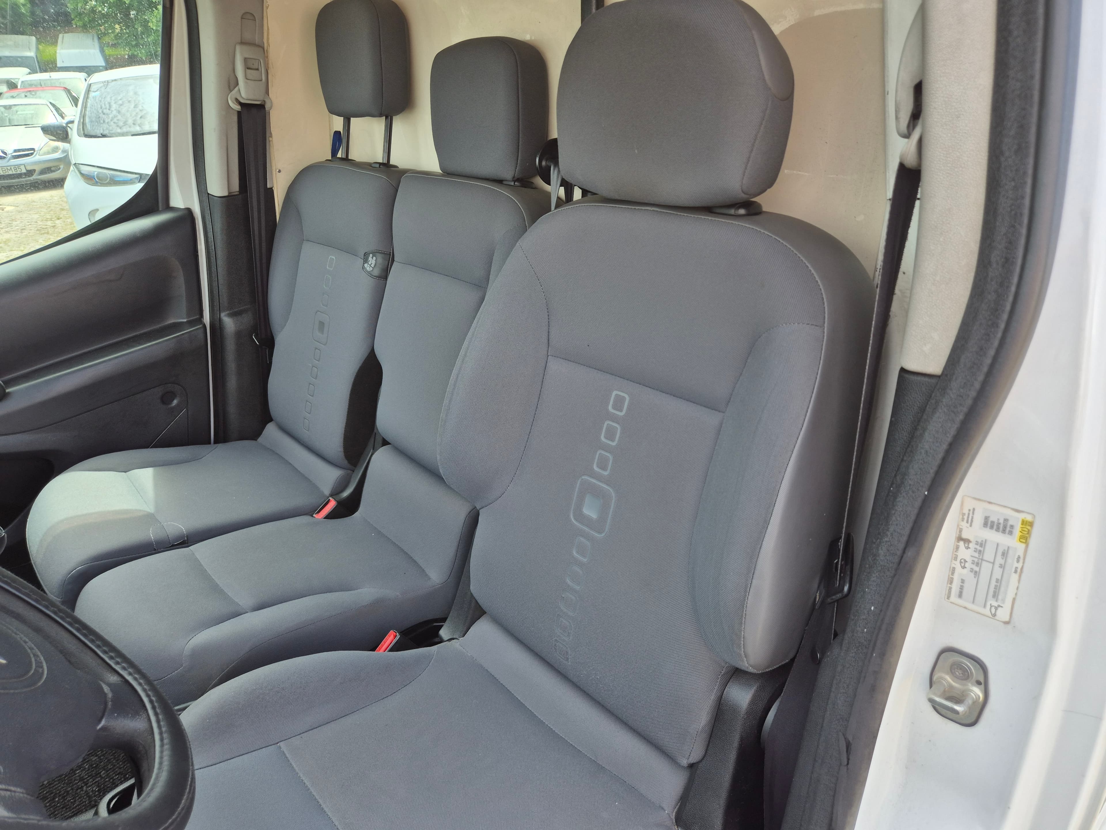 Citroën Berlingo · Año 2014 — imagen 28