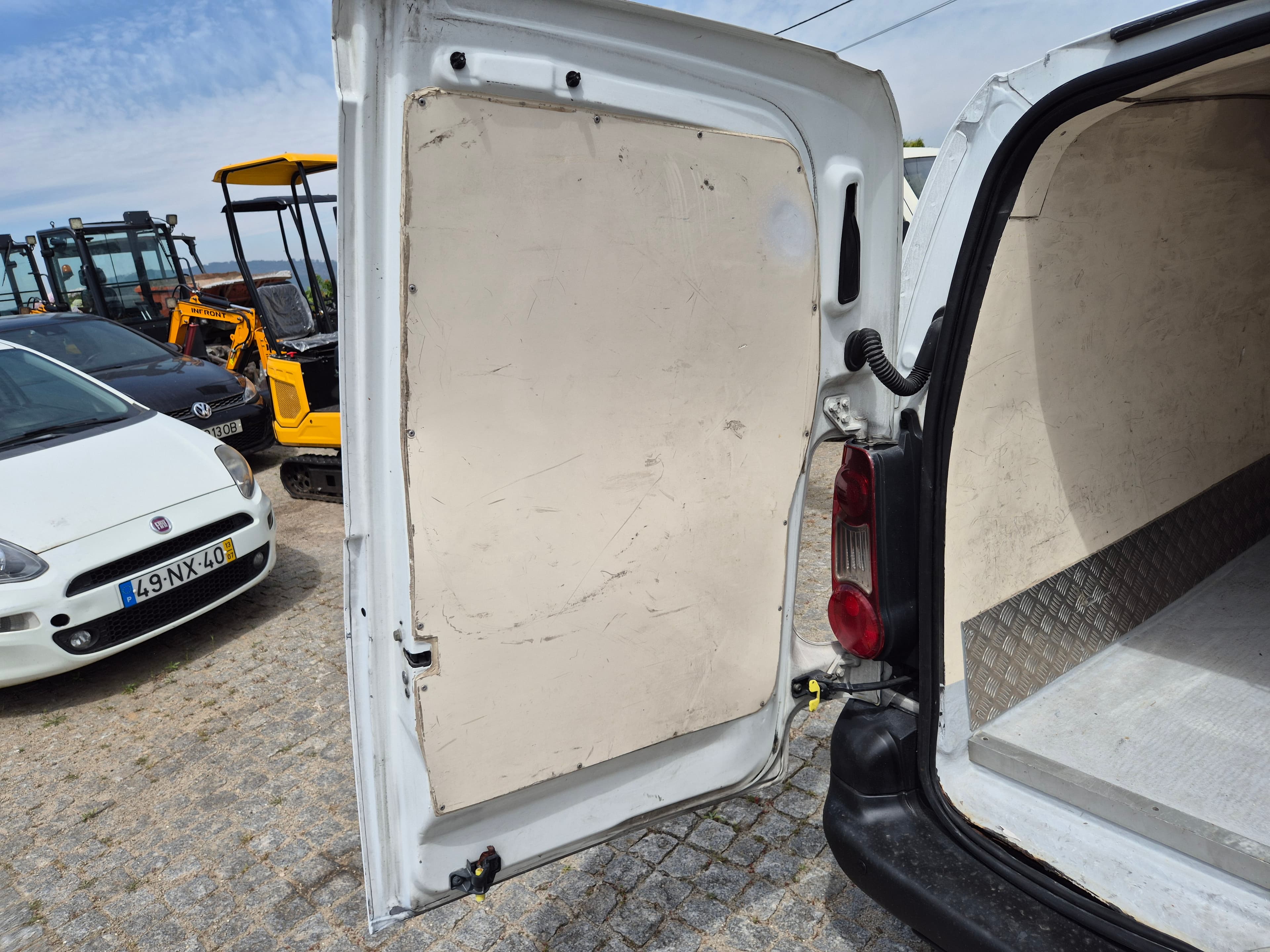 Citroën Berlingo · Año 2014 — imagen 13