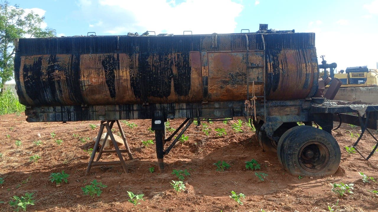 Tanque de Asfalto — imagen 4
