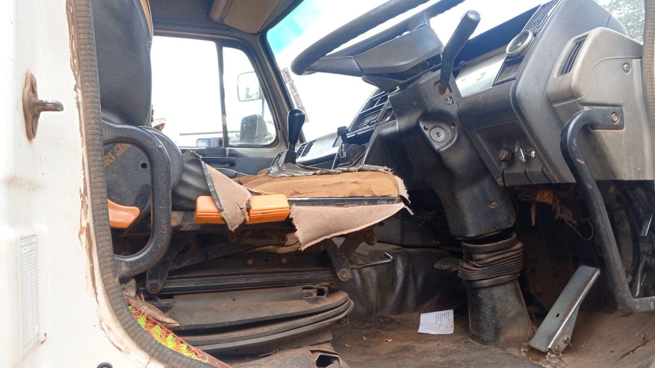 Nissan UD290 — imagen 6