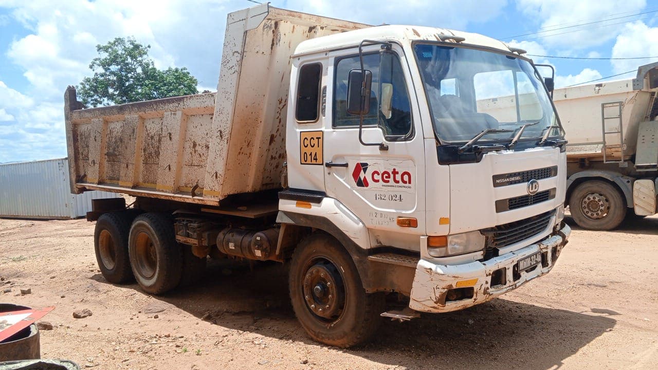 Nissan UD290 — imagen 4