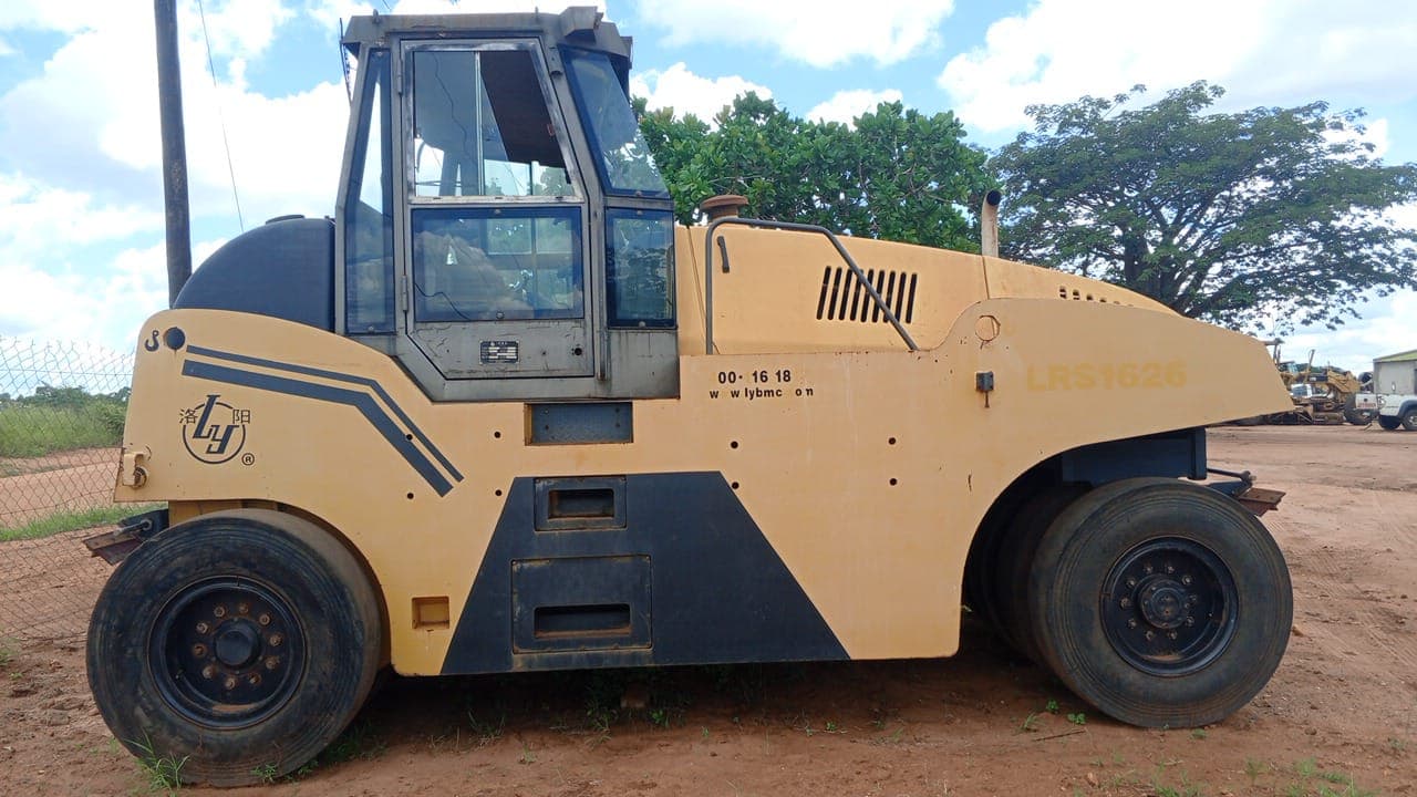 Rolo Compactador SINOMACH LRS1626 — imagen 2