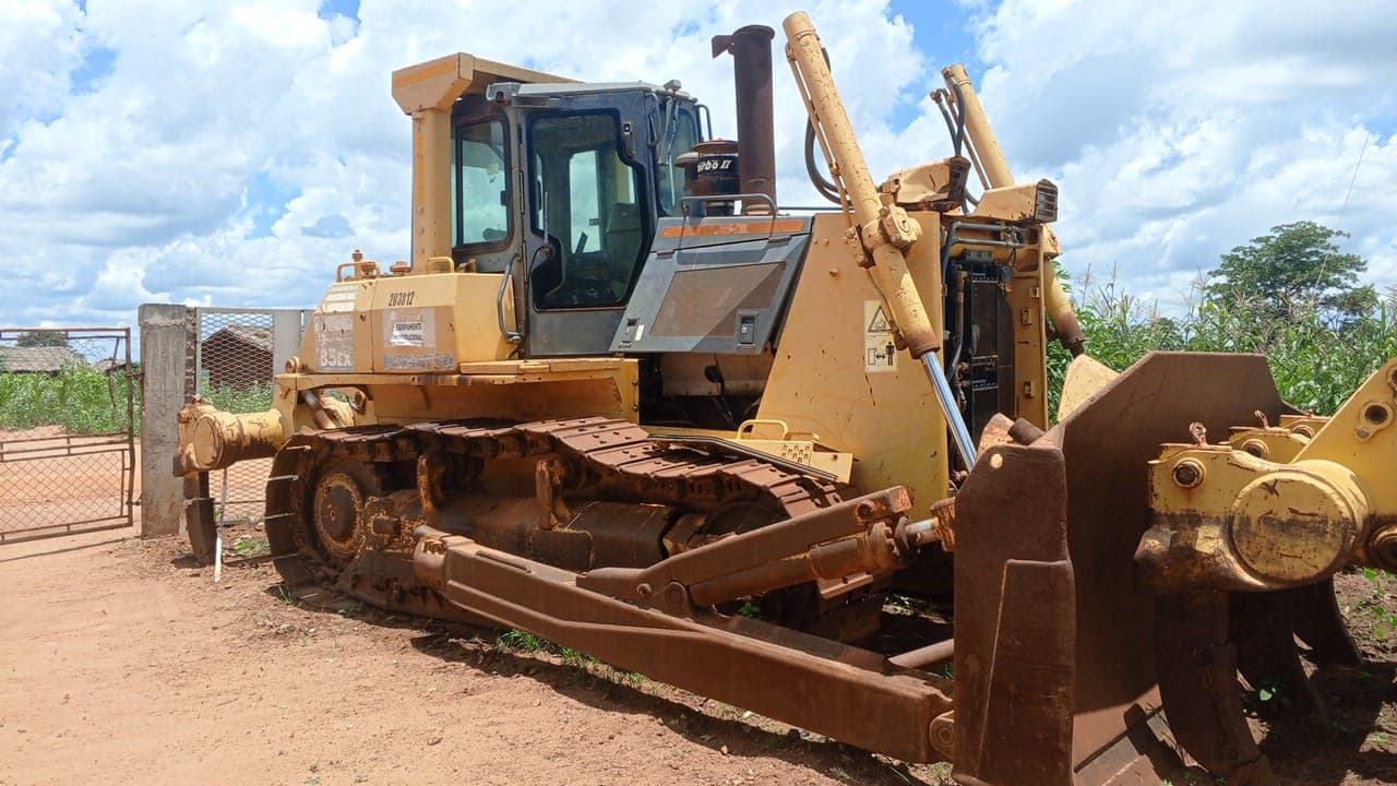 Bulldozer Komatsu D85EX — image 5