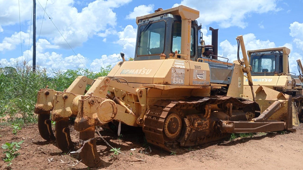 Bulldozer Komatsu D85EX — image 3
