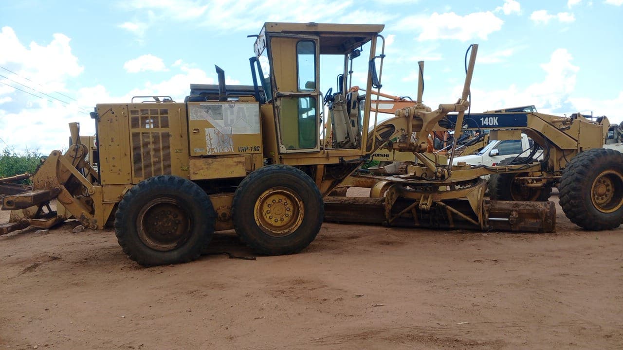 Motoniveladora CAT 140K — imagem 5