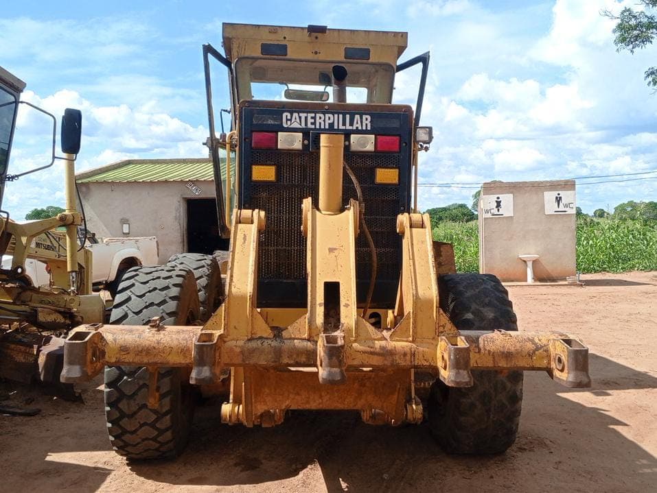 Motoniveladora CAT 140K — imagem 7