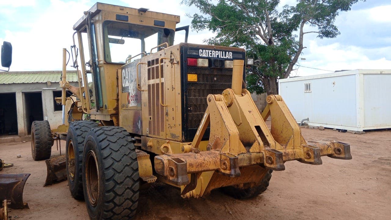 Motoniveladora CAT 140K — imagem 4