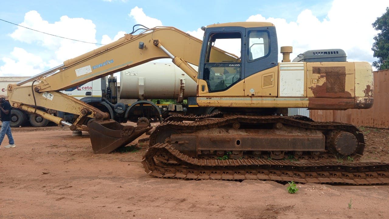Escavadora Komatsu PC270-7 — imagen 2