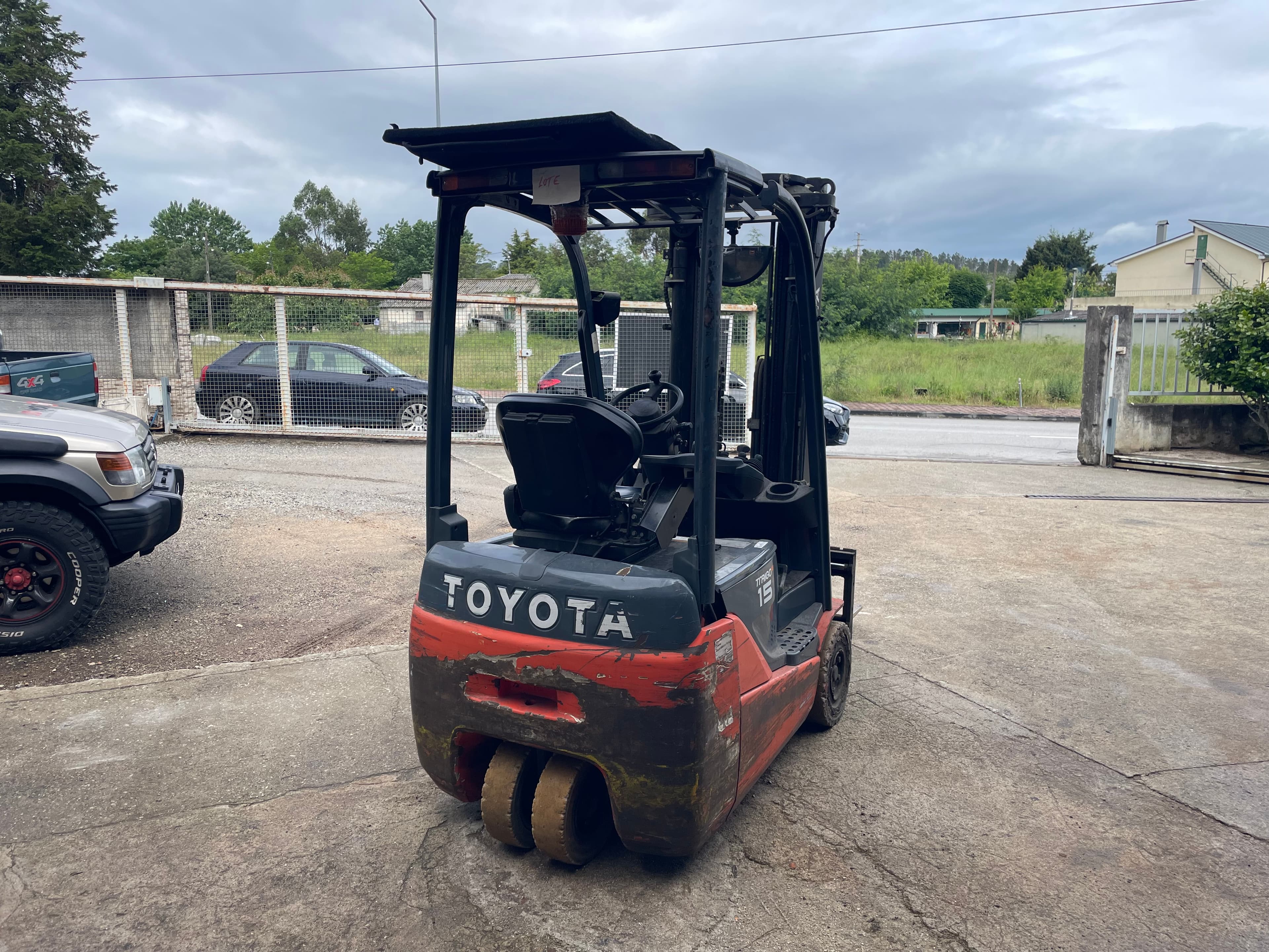 Empilhador Elétrico Toyota 8FBET15 — imagen 5
