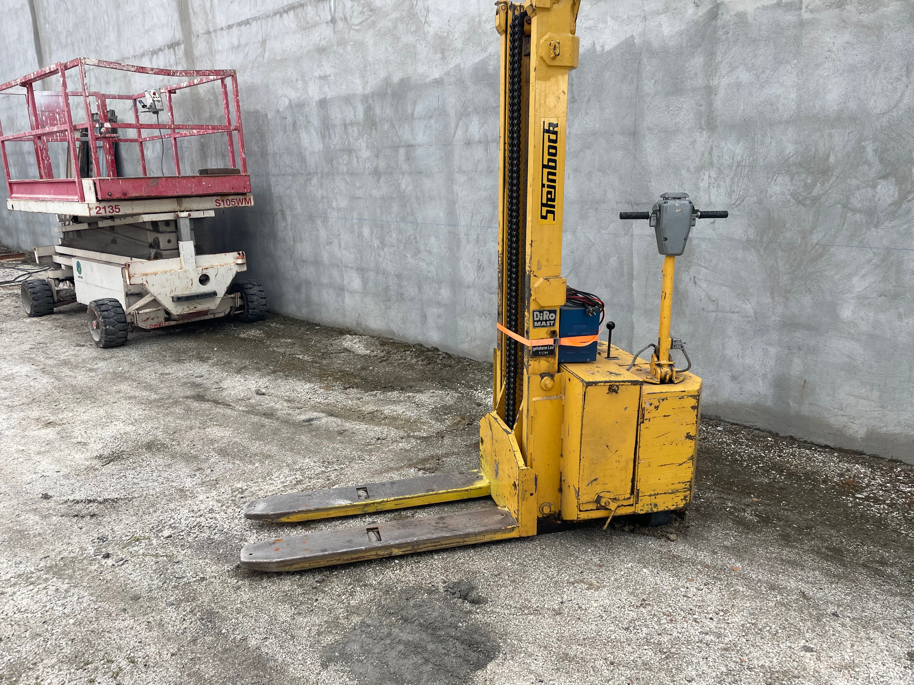 Stacker Elétrico Steinbock — imagem 3