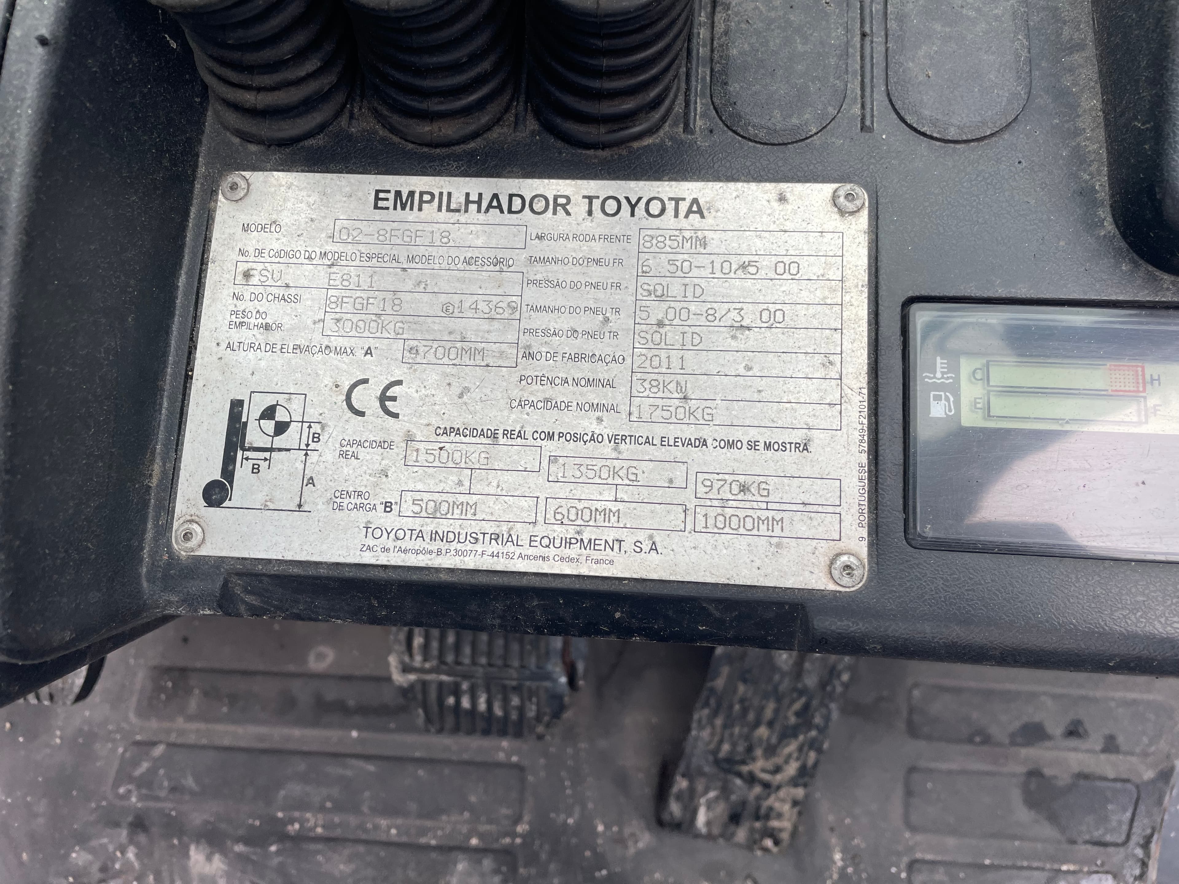 Empilhador a Gás Toyota 028FGF18 — imagen 8