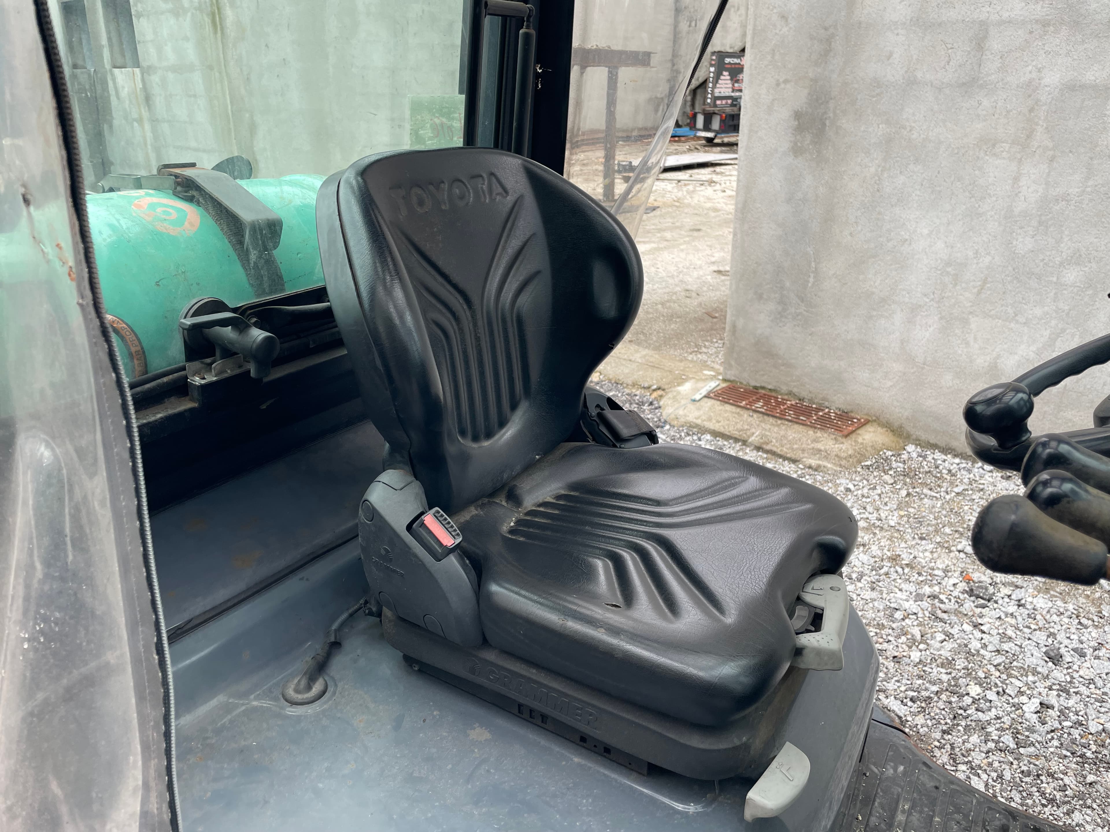 Empilhador a Gás Toyota 028FGF18 — imagen 6