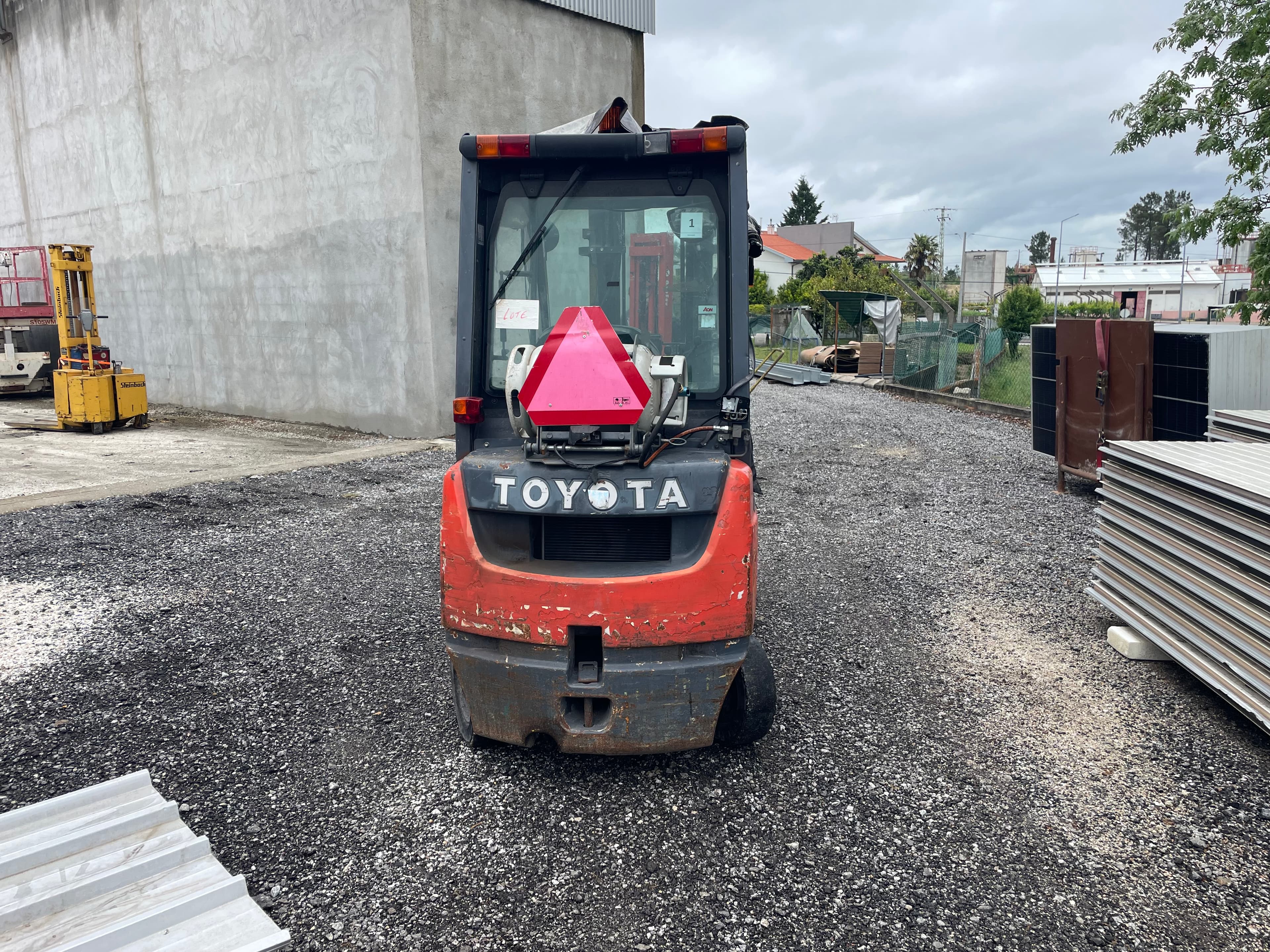 Empilhador a Gás Toyota 028FGF18 — image 6