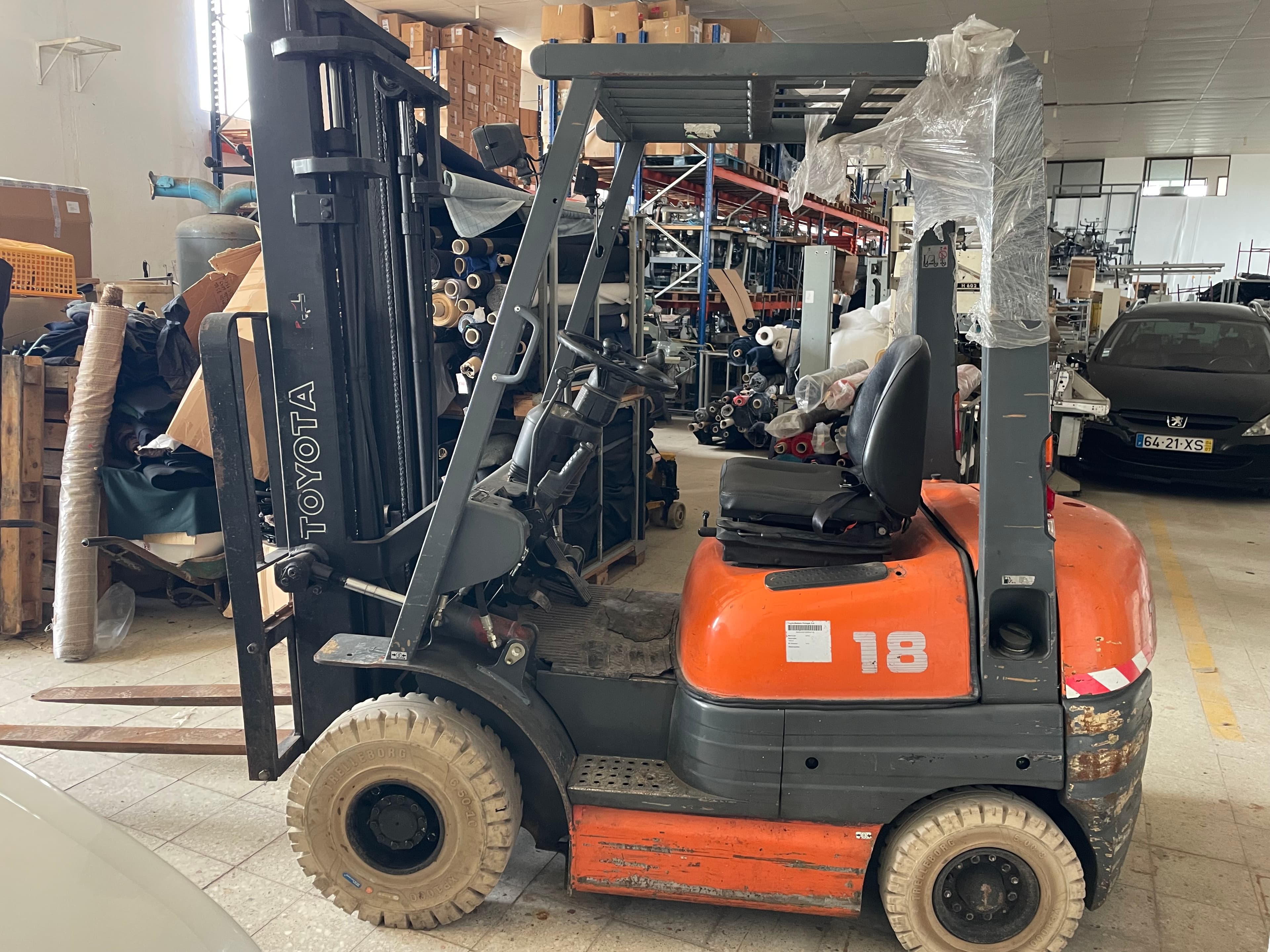 Empilhador a Diesel Toyota 6FDF 18 — imagen 3