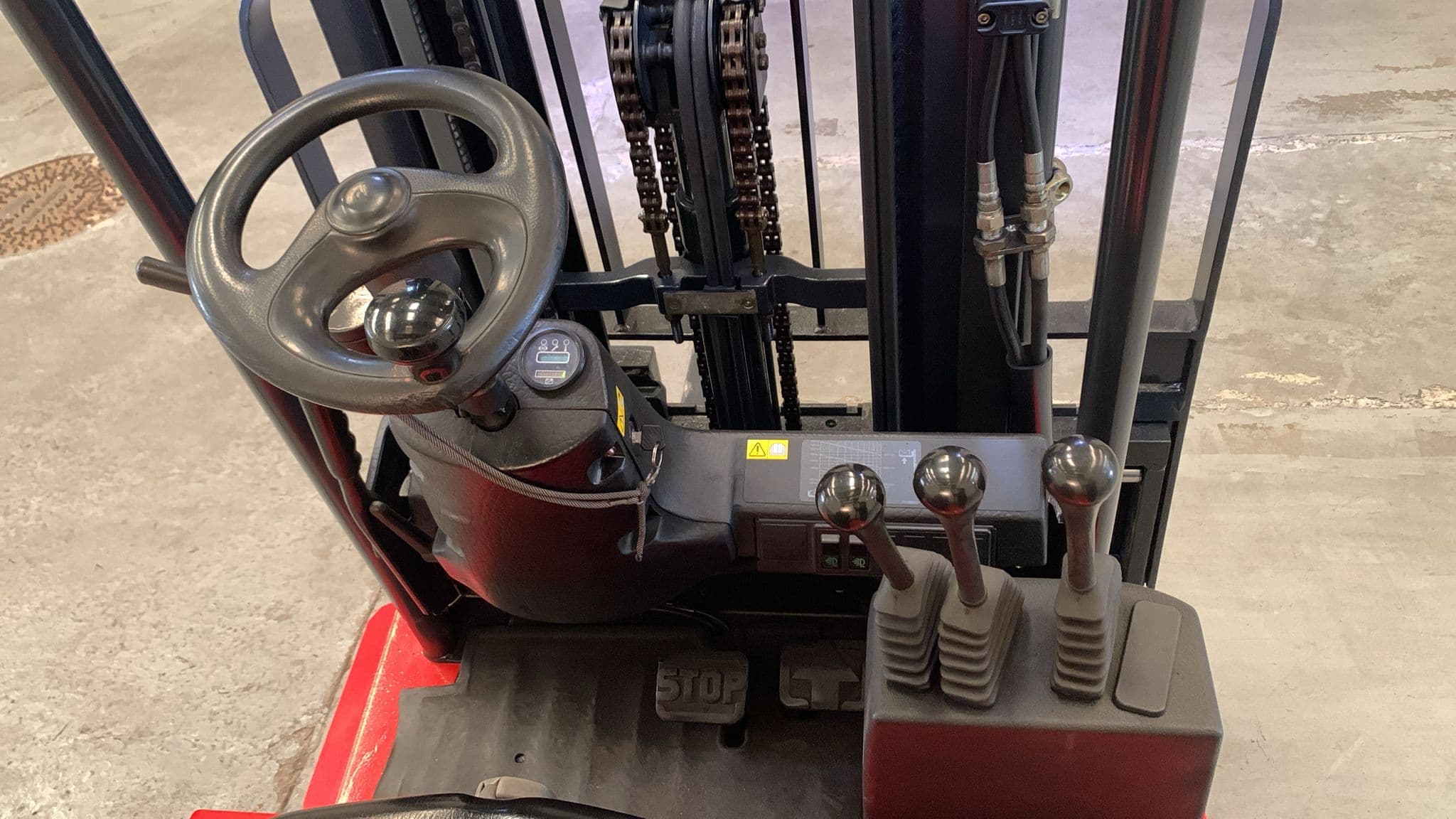 Empilhador Elétrico Linde E15Z — imagen 6