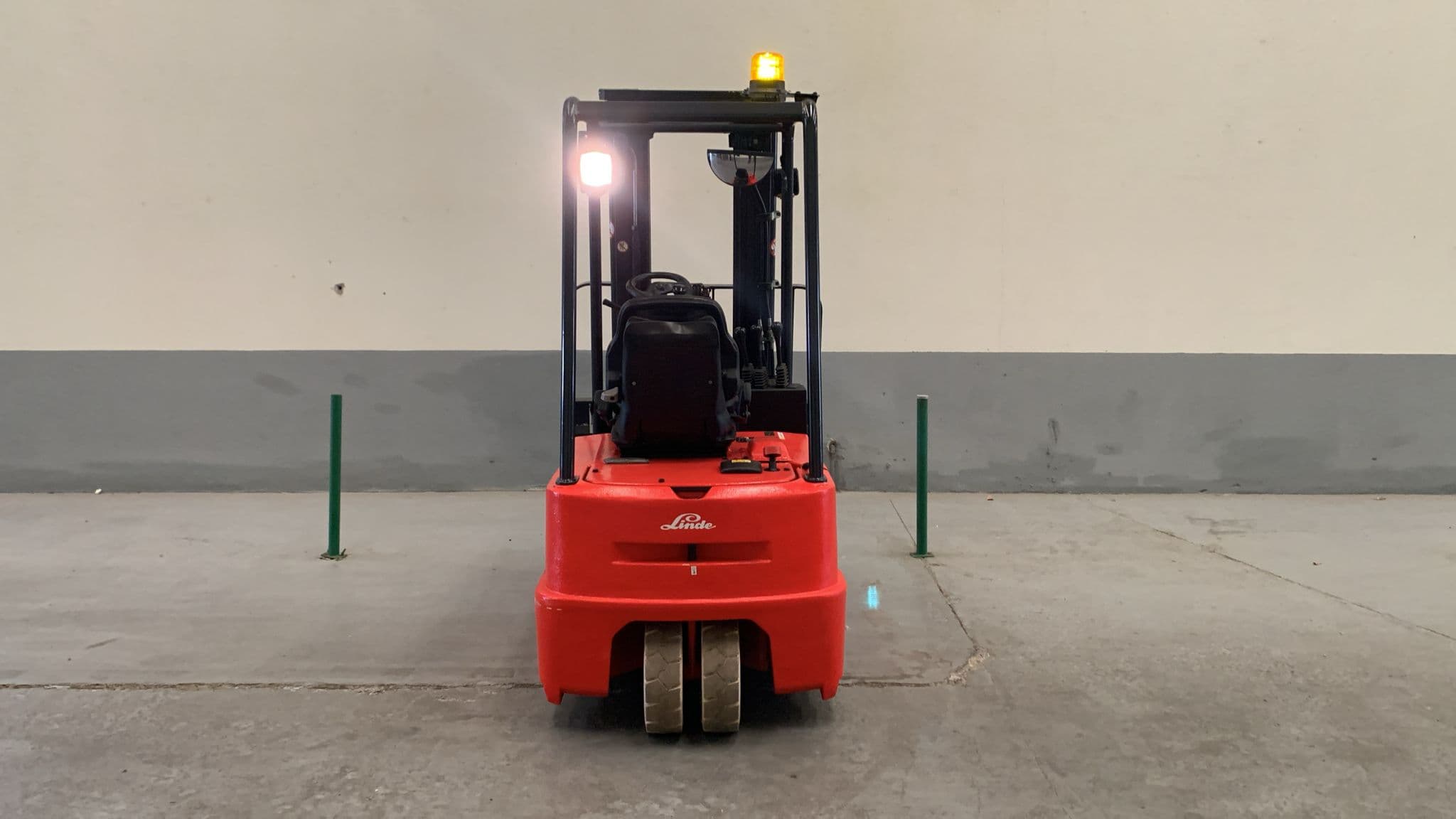 Empilhador Elétrico Linde E15Z — imagen 12