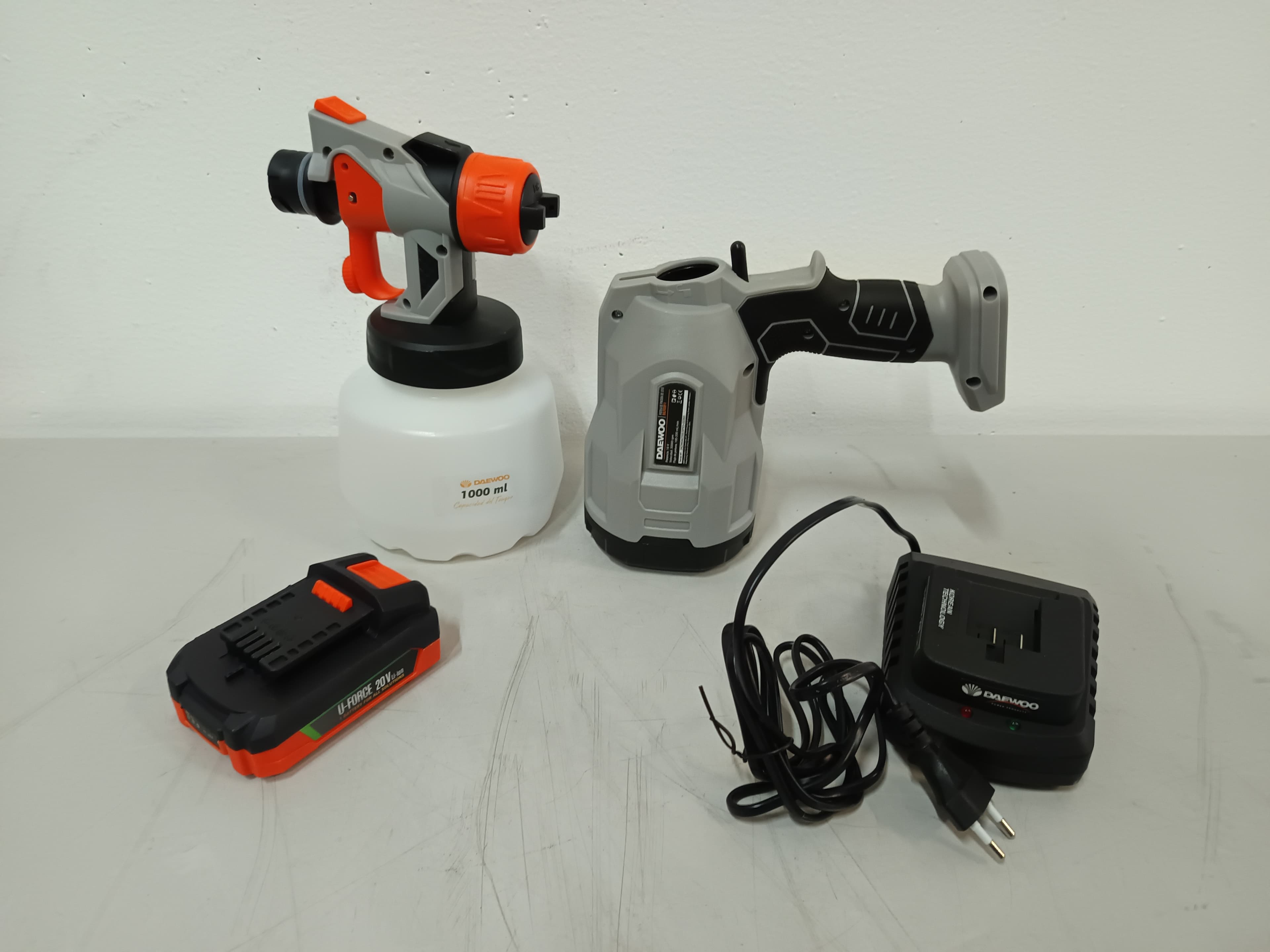 Pistola de pintura Daewoo — image 2