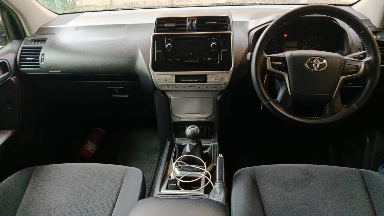 Toyota Landcruiser Prado — image 8