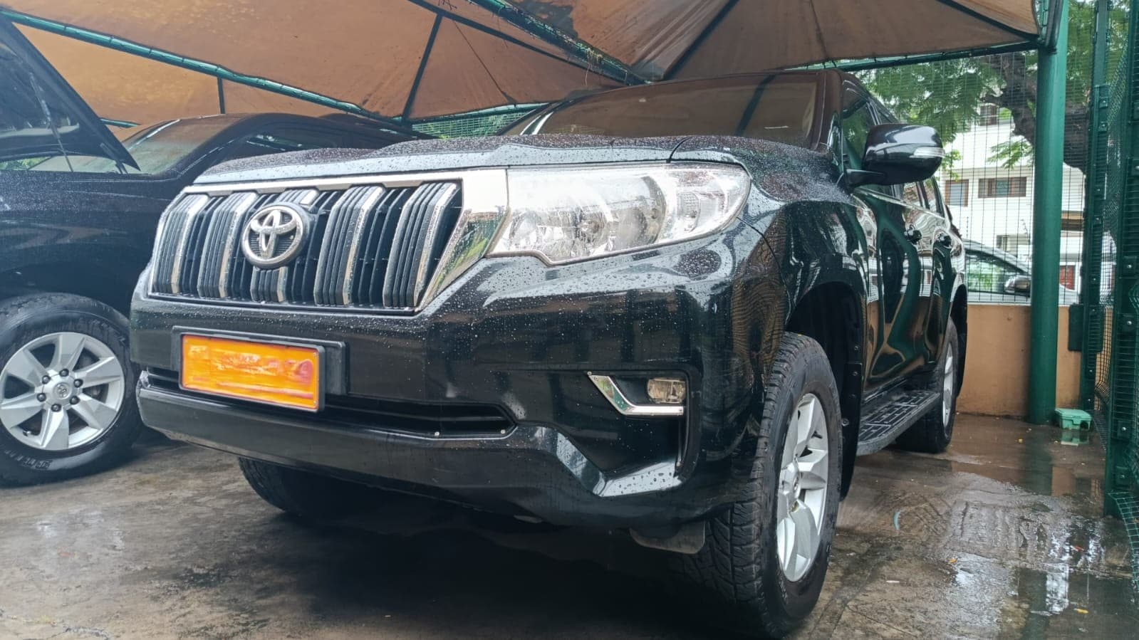 Toyota Landcruiser Prado — image 2