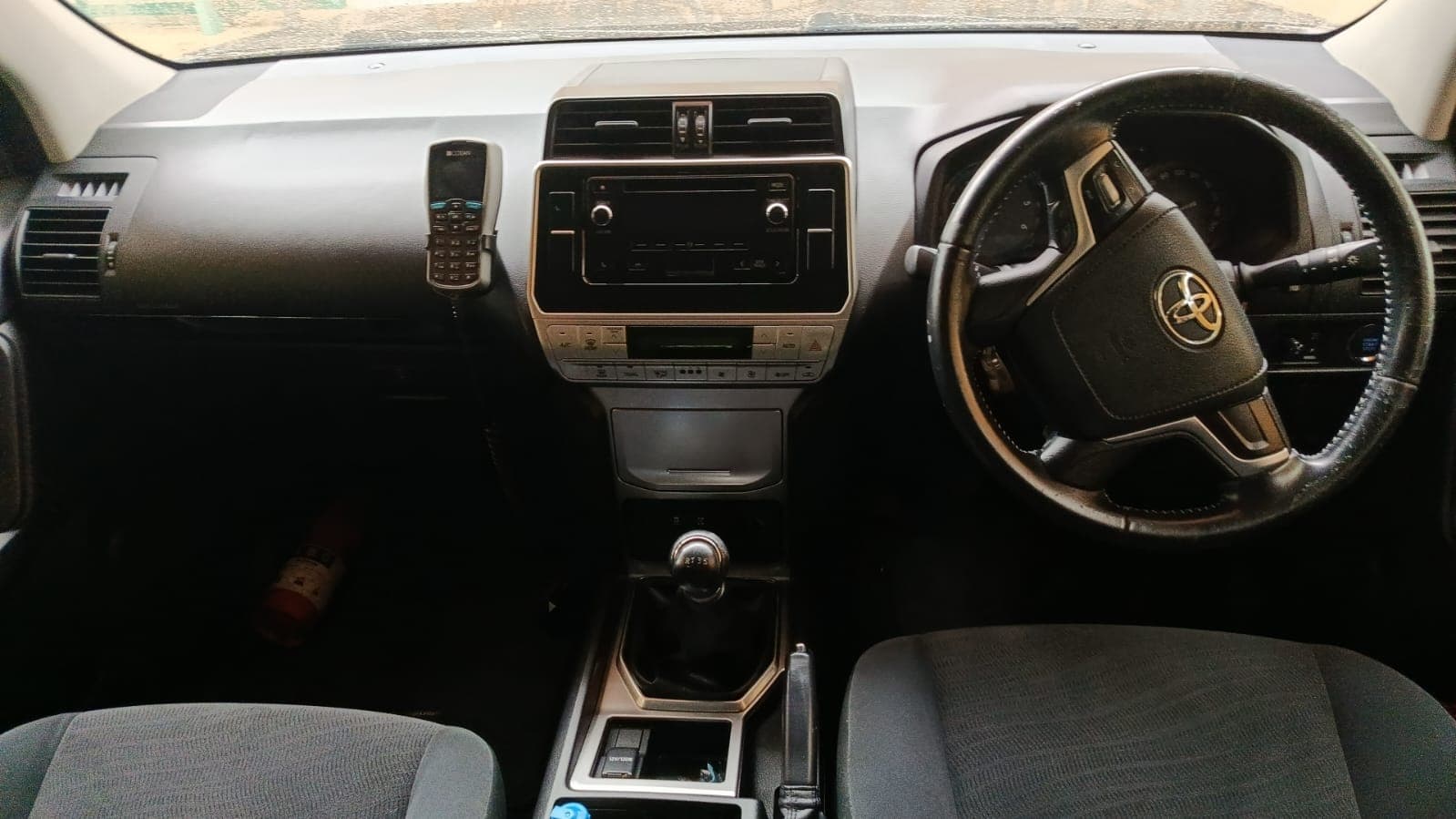 Toyota Landcruiser Prado — imagem 12