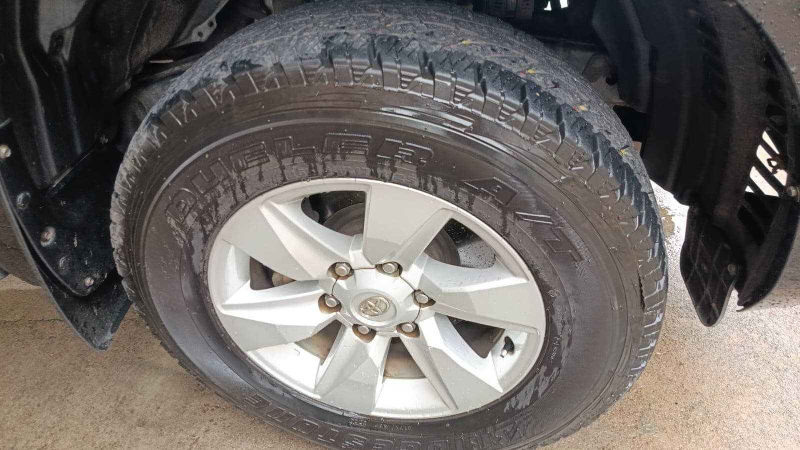 Toyota Landcruiser Prado — imagem 7