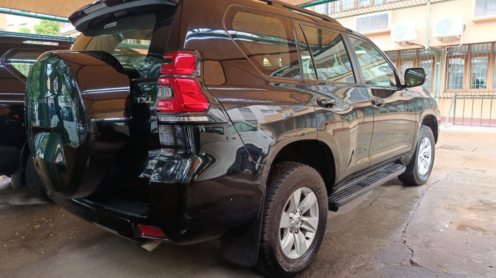 Toyota Landcruiser Prado — imagem 13