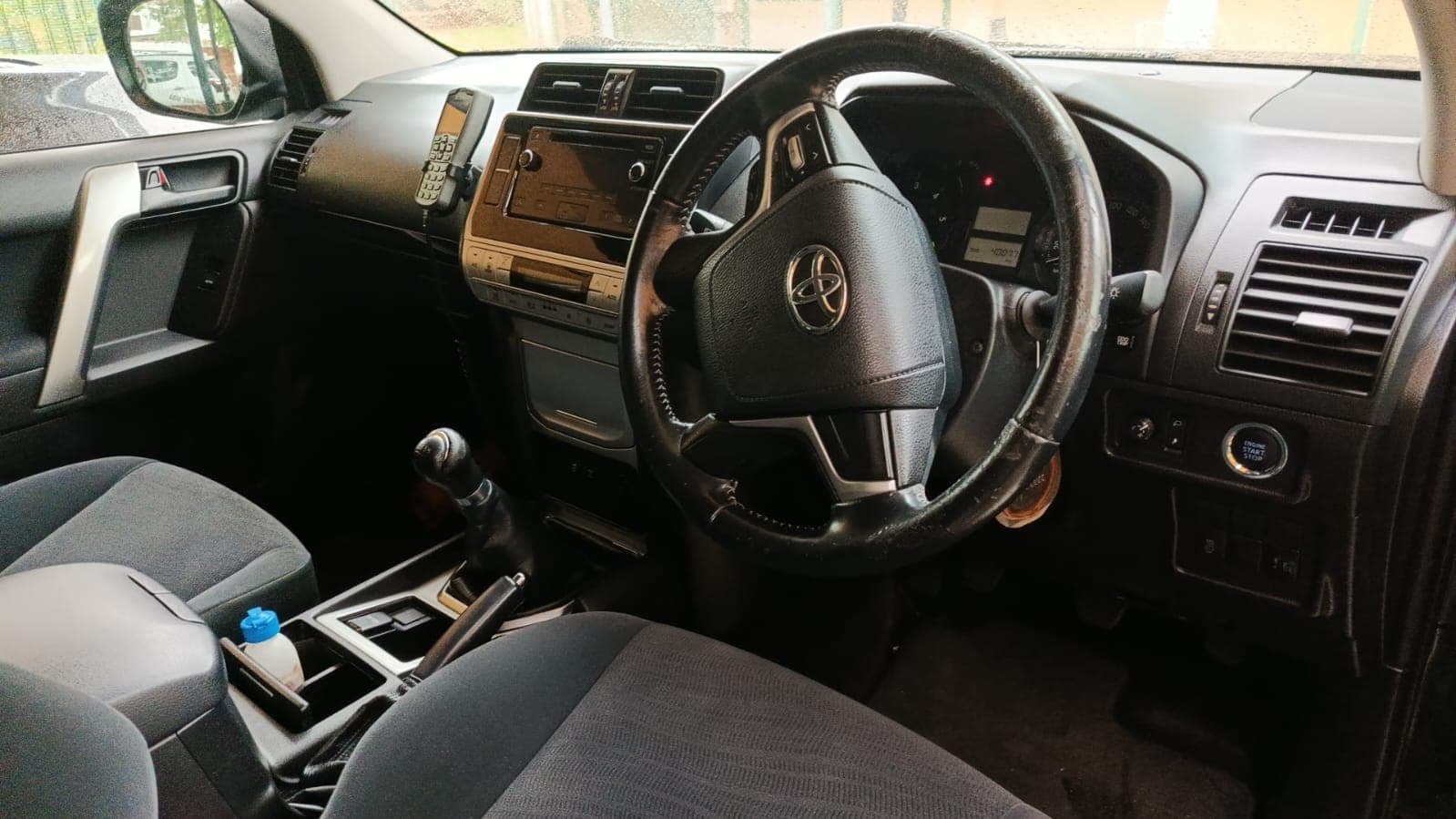 Toyota Landcruiser Prado — imagem 10