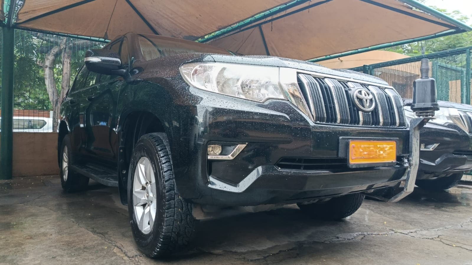 Toyota Landcruiser Prado