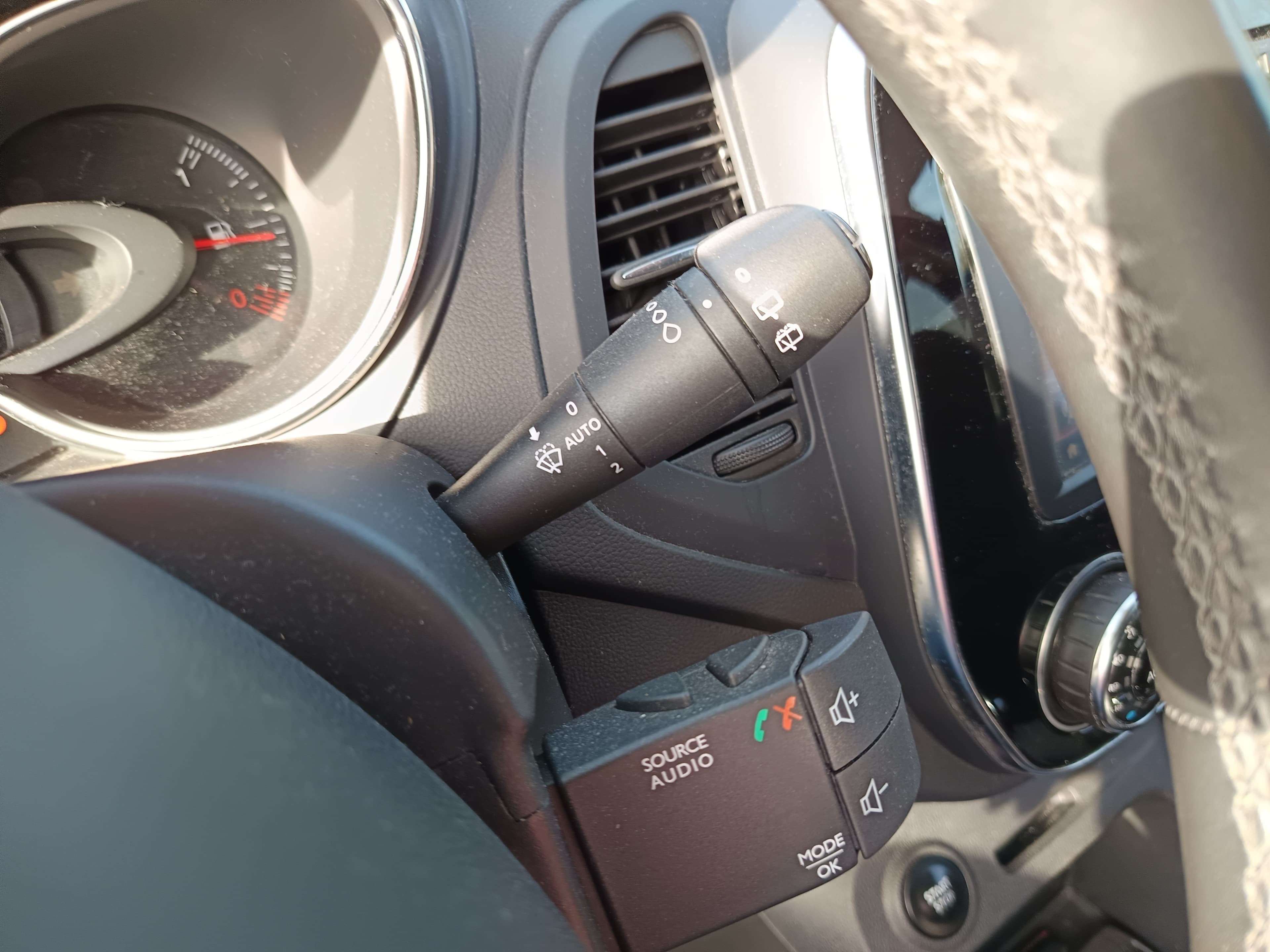 Renault Captur · Ano 2017 — imagen 43
