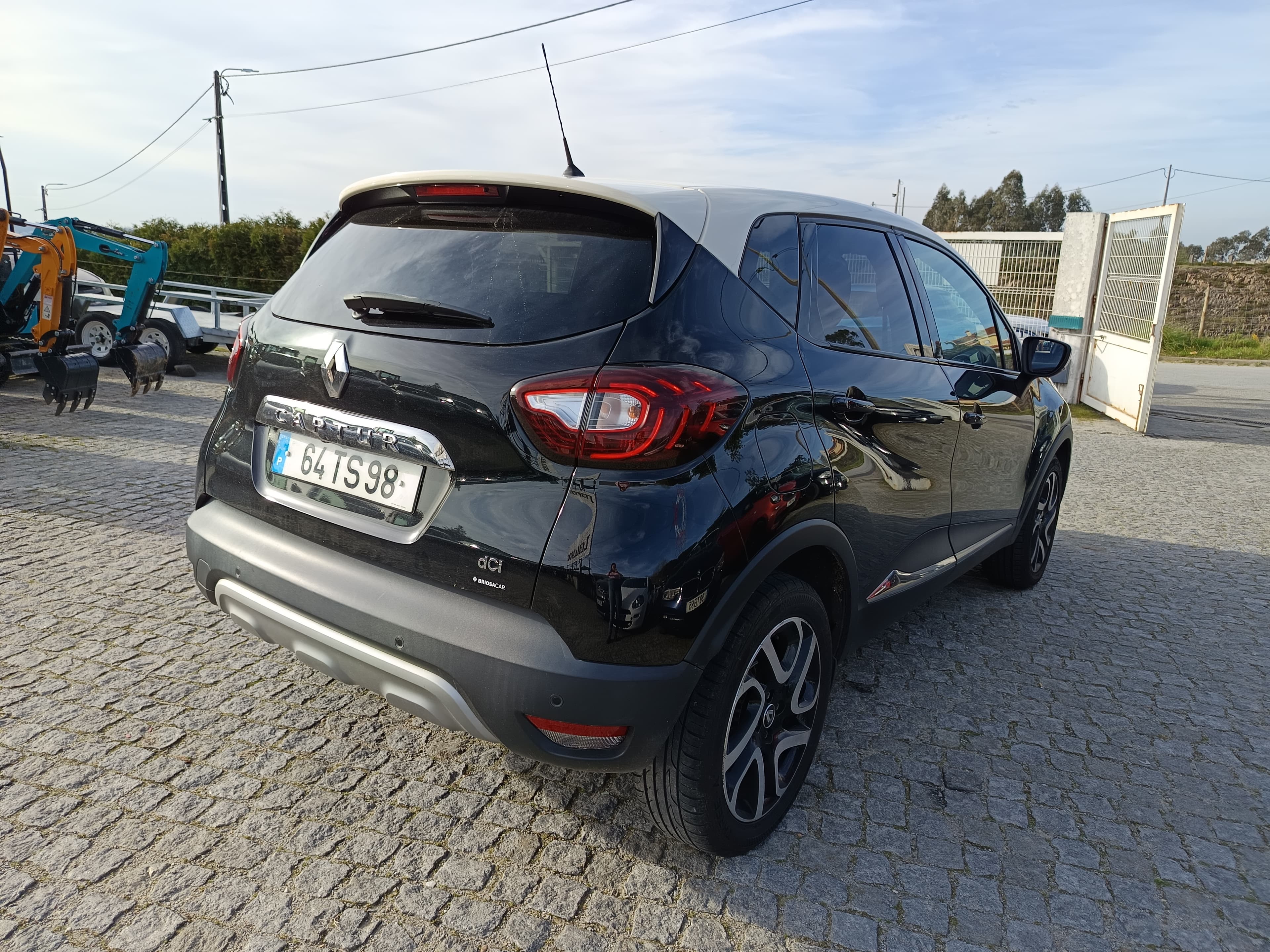 Renault Captur · Ano 2017 — imagen 4