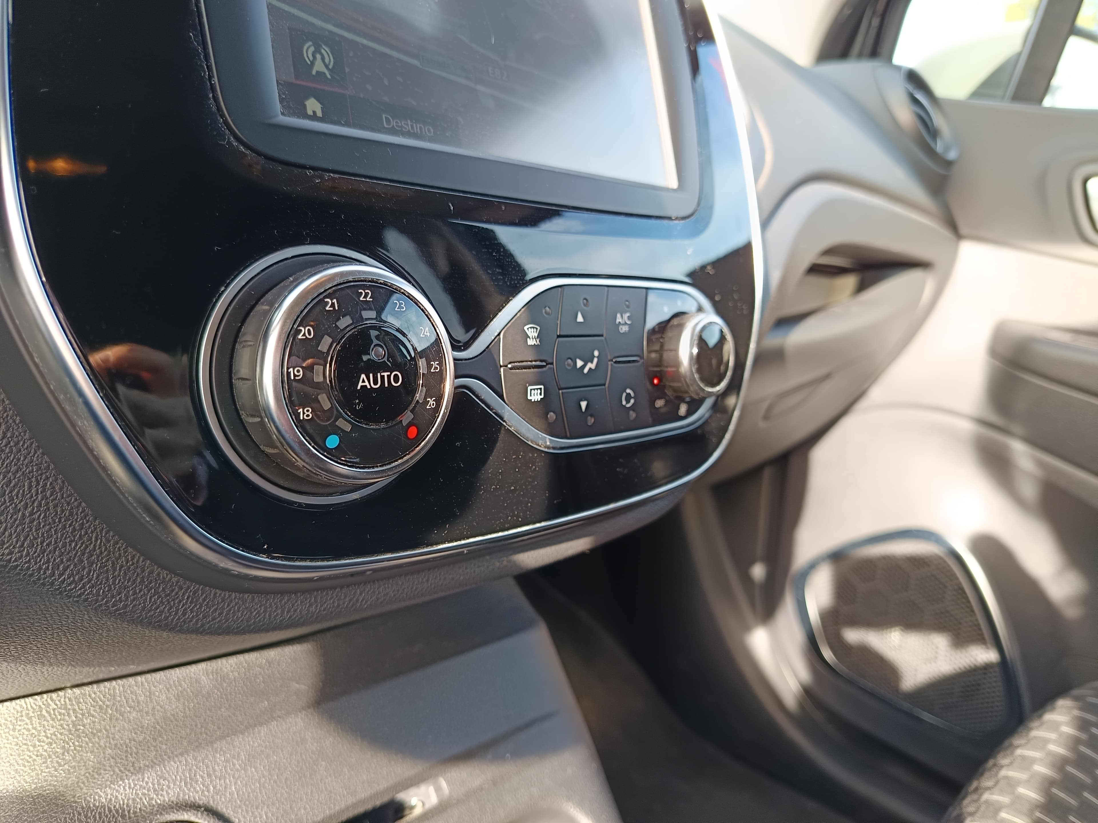 Renault Captur · Ano 2017 — imagen 38